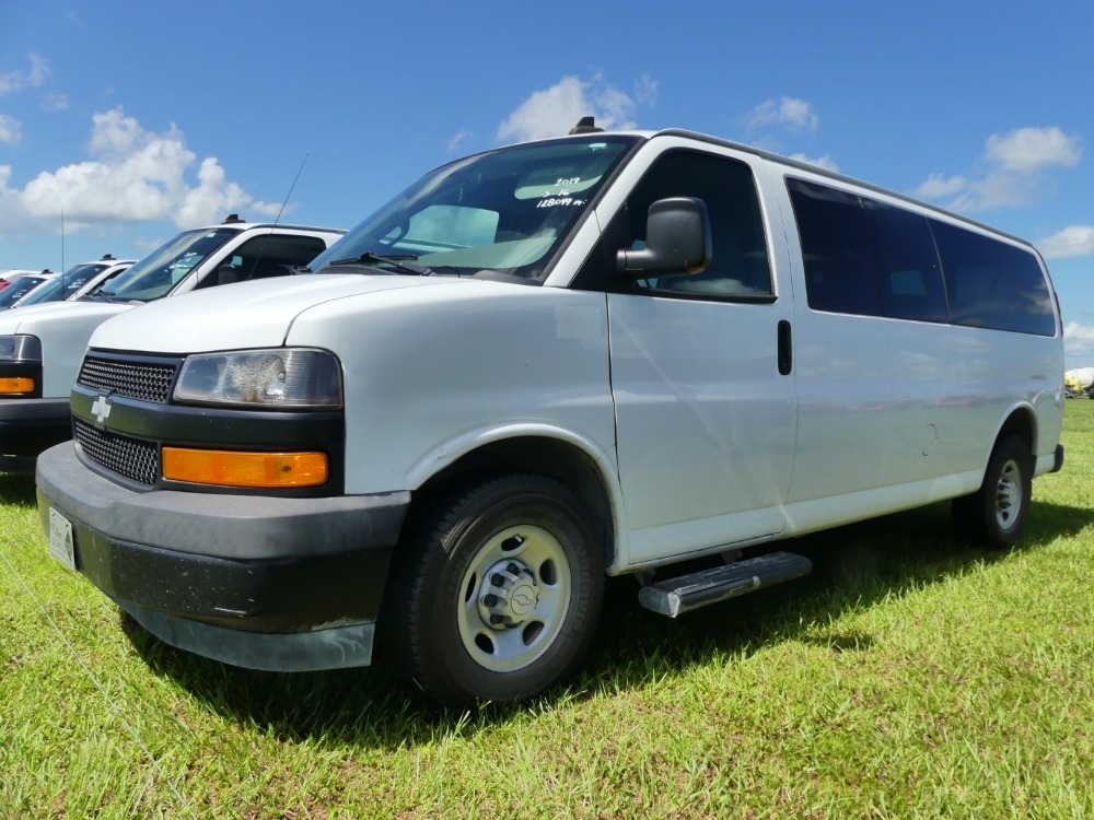 2020 Chevrolet Express (A50120)