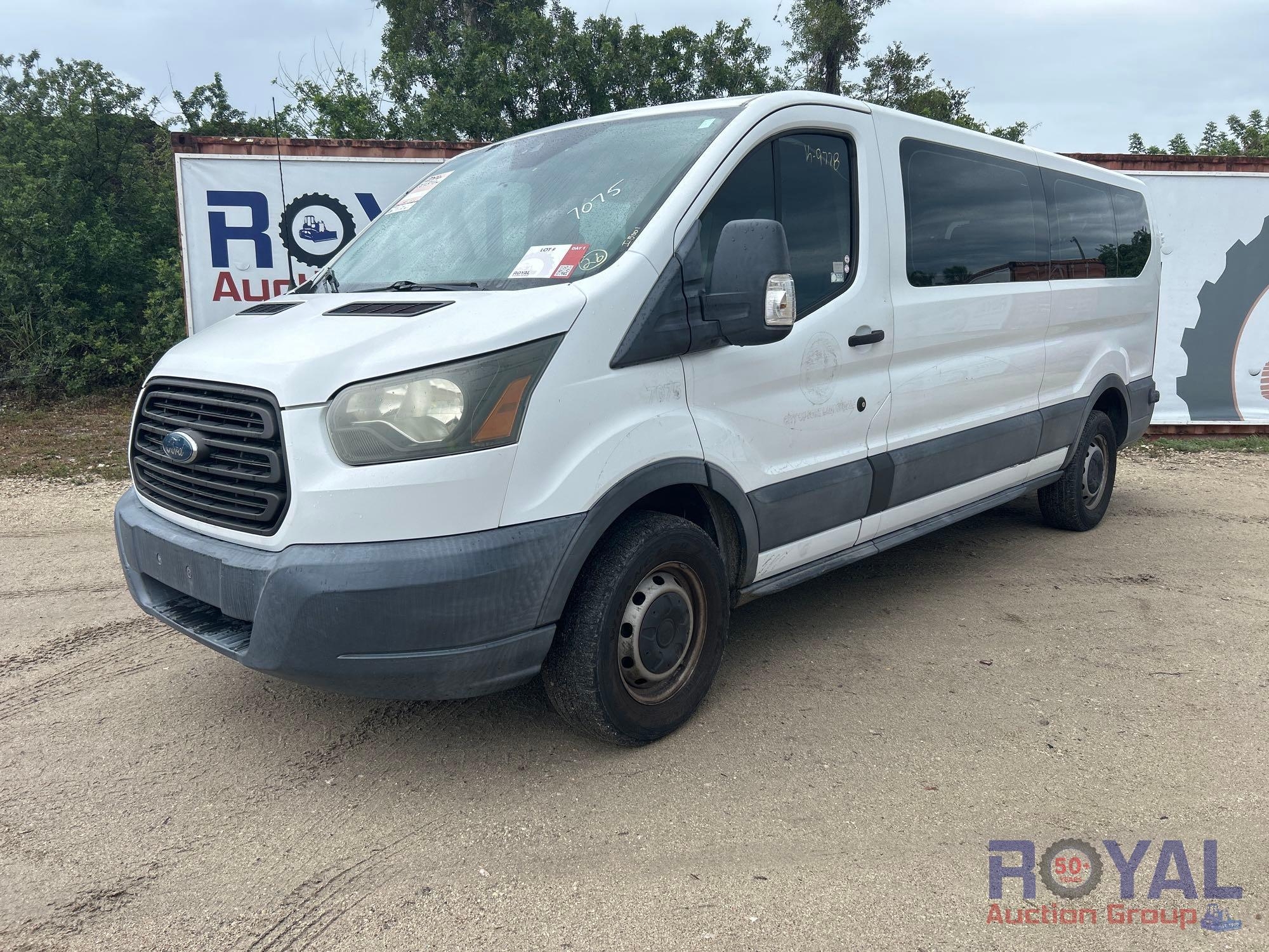 2016 Ford Transit 350 Passenger Van (A46683)