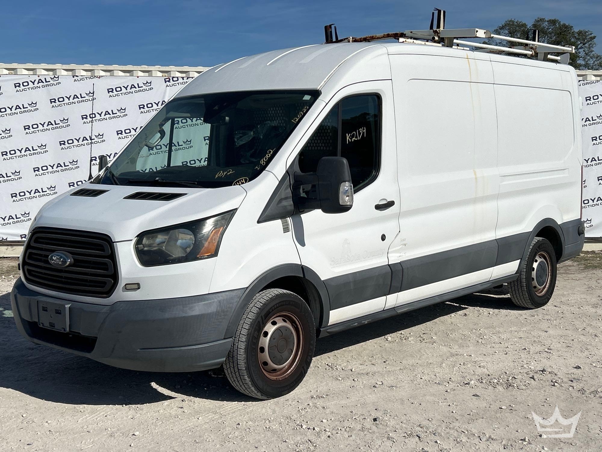 Year: 2017 Make: Ford Model: Transit Van Vehicle Type: Van Mileage: Plate: Body Type: 4 Door Van; (A59230)