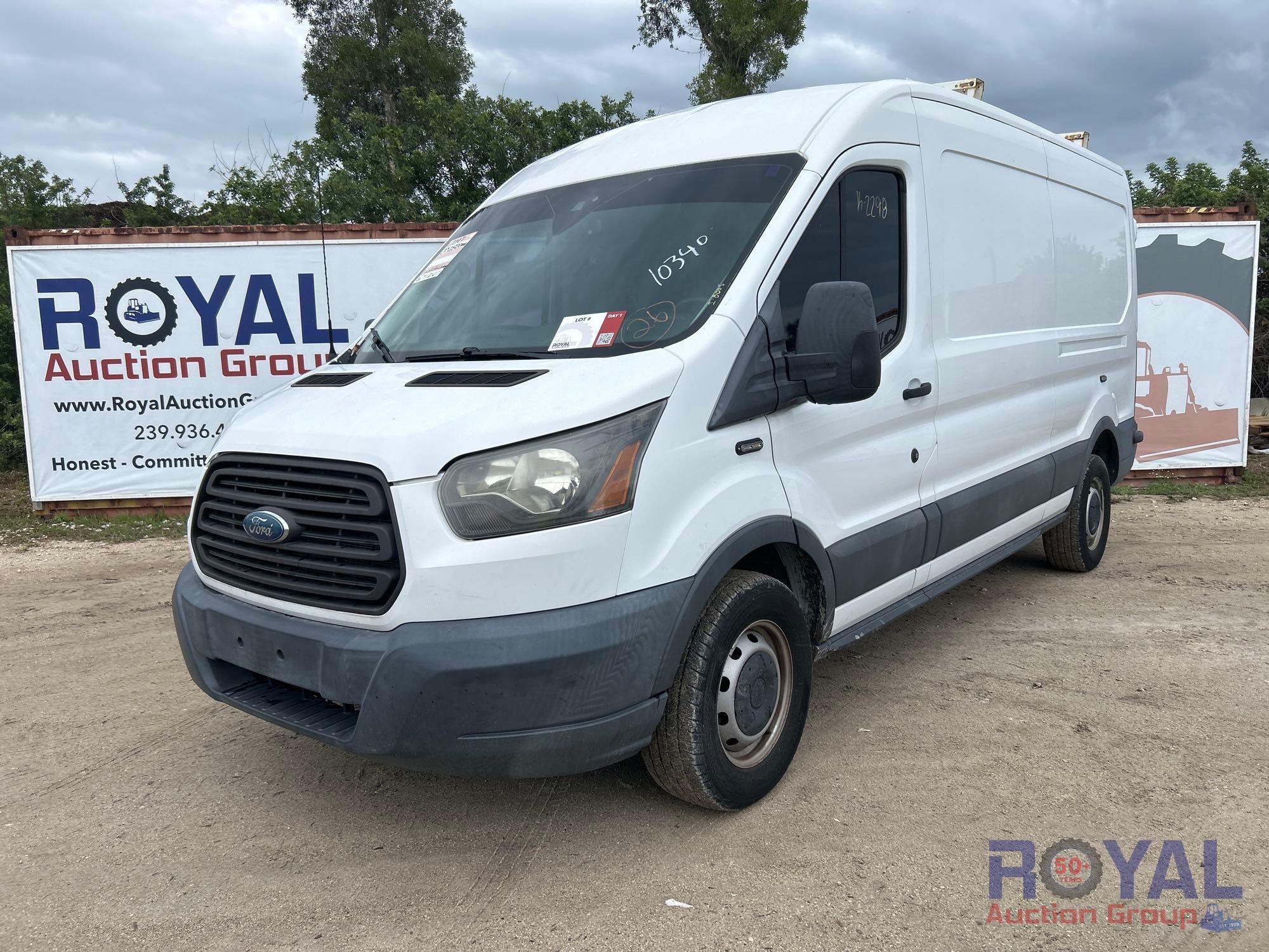 2017 Ford Transit 250 Cargo Van (A46683)