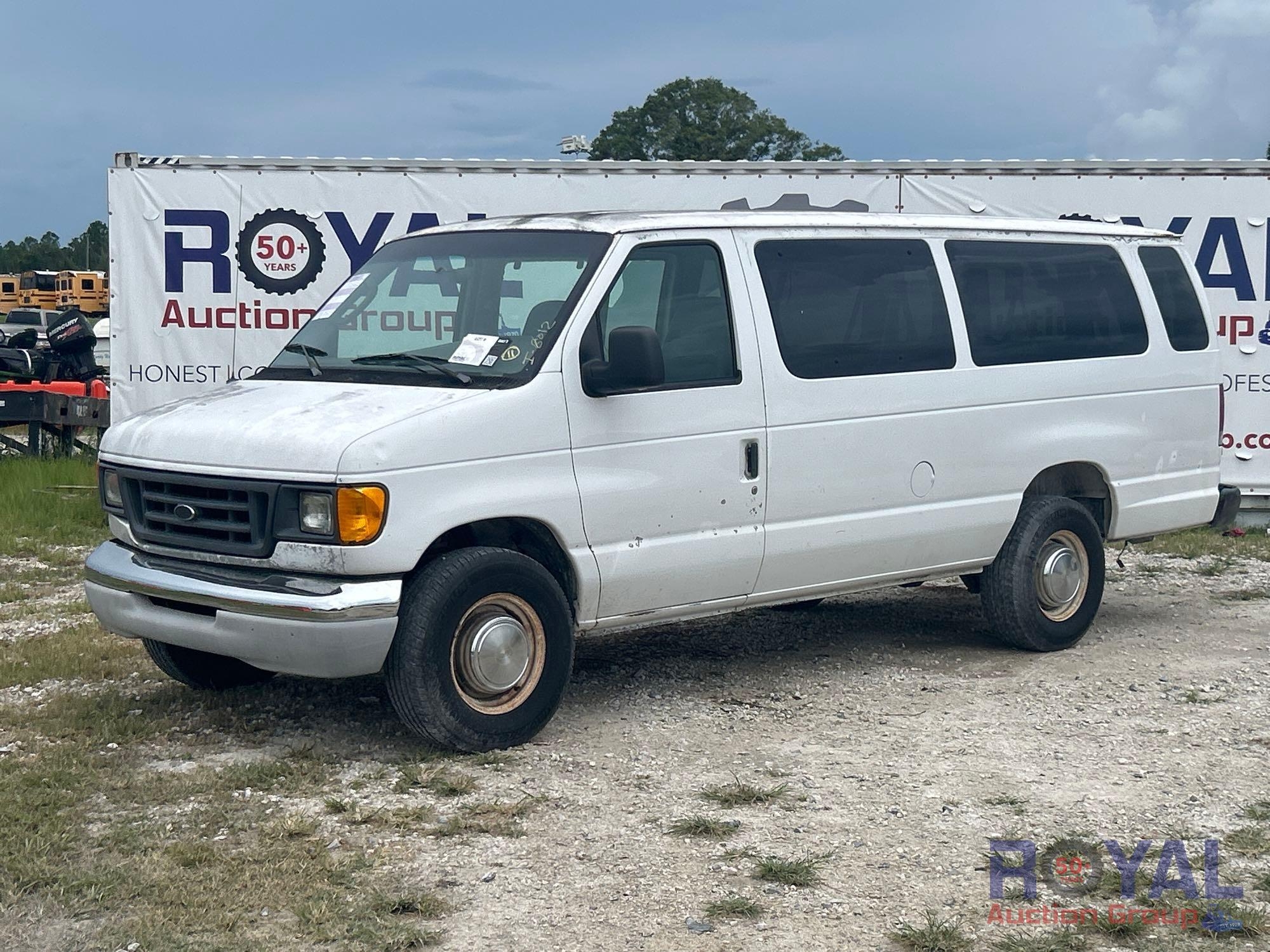 2005 Ford E-350 Cargo Van (A51692)