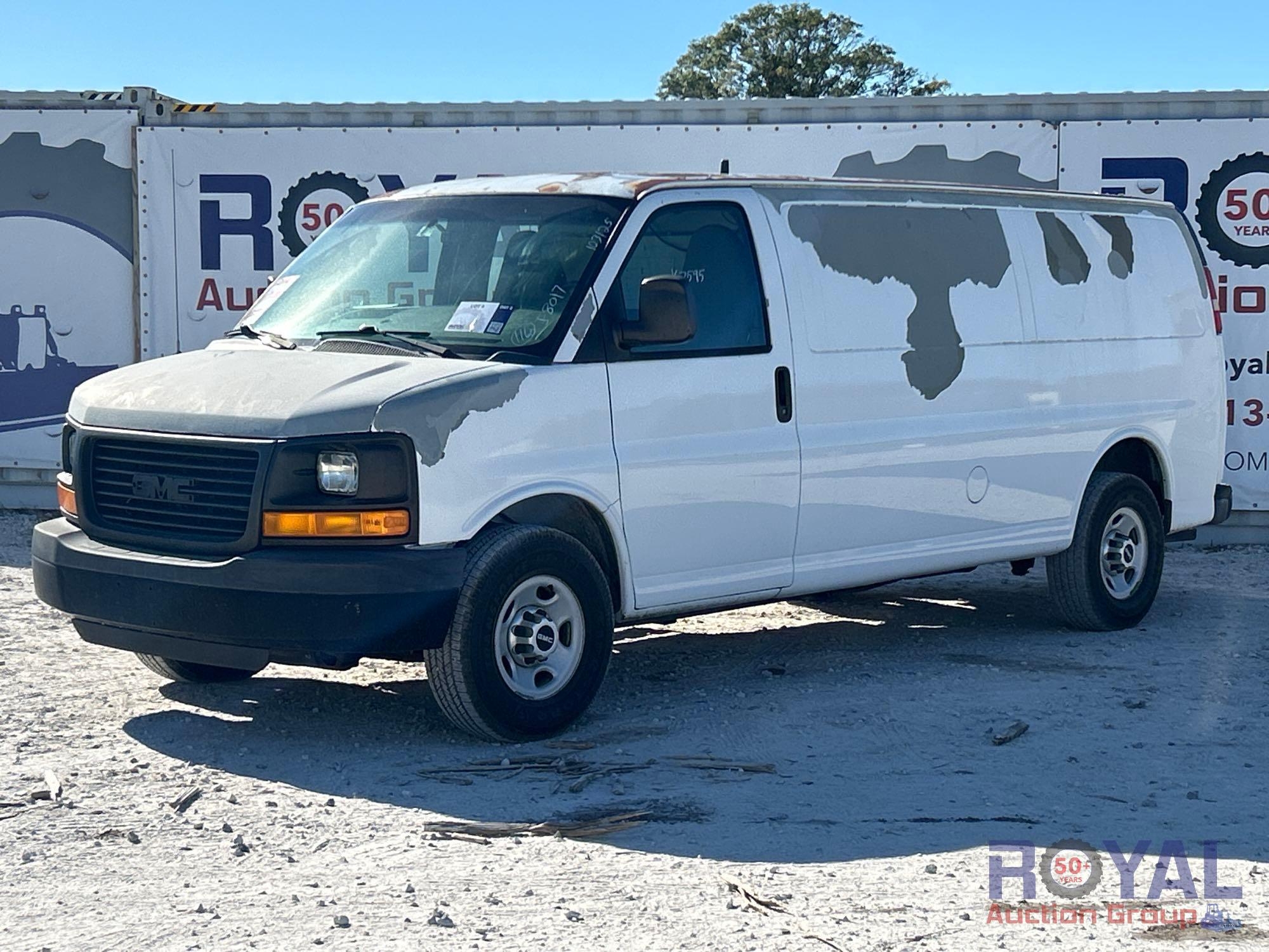 Year: 2012 Make: GMC Model: Savana Vehicle Type: Van Mileage: 155,243mi Plate: Body Type: 3 Door (A55852)