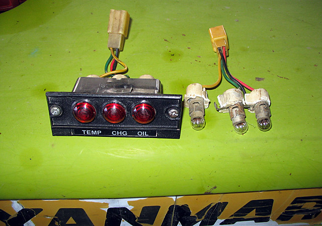 802253-img_5916rym-dashlights-jpg.49339