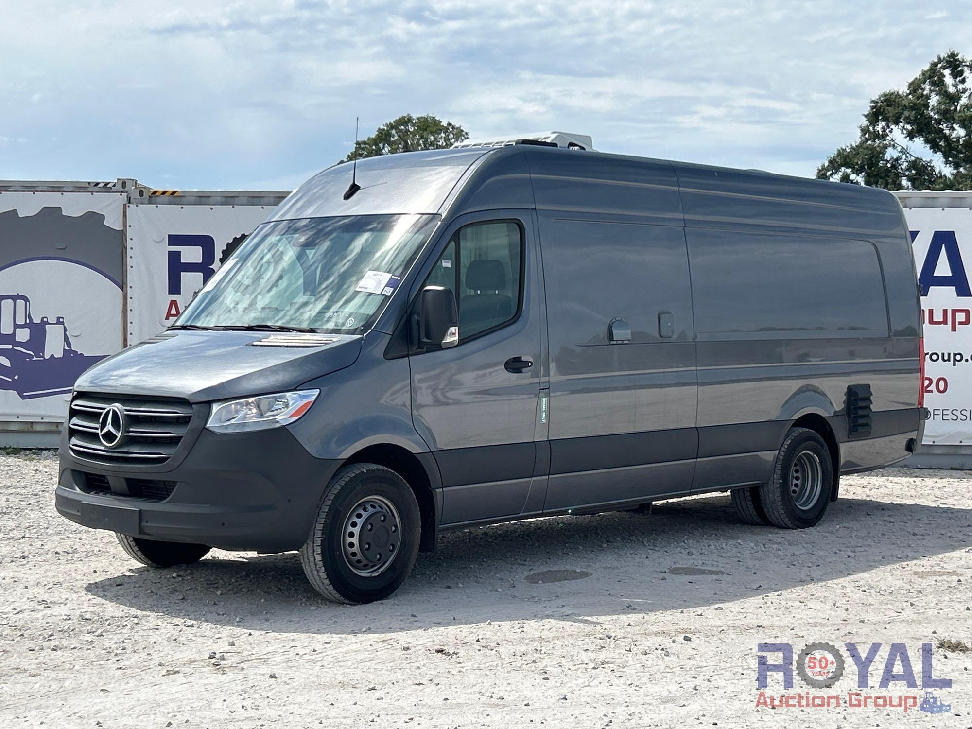 2022 Mercedes-Benz Sprinter 4500 (A51692)