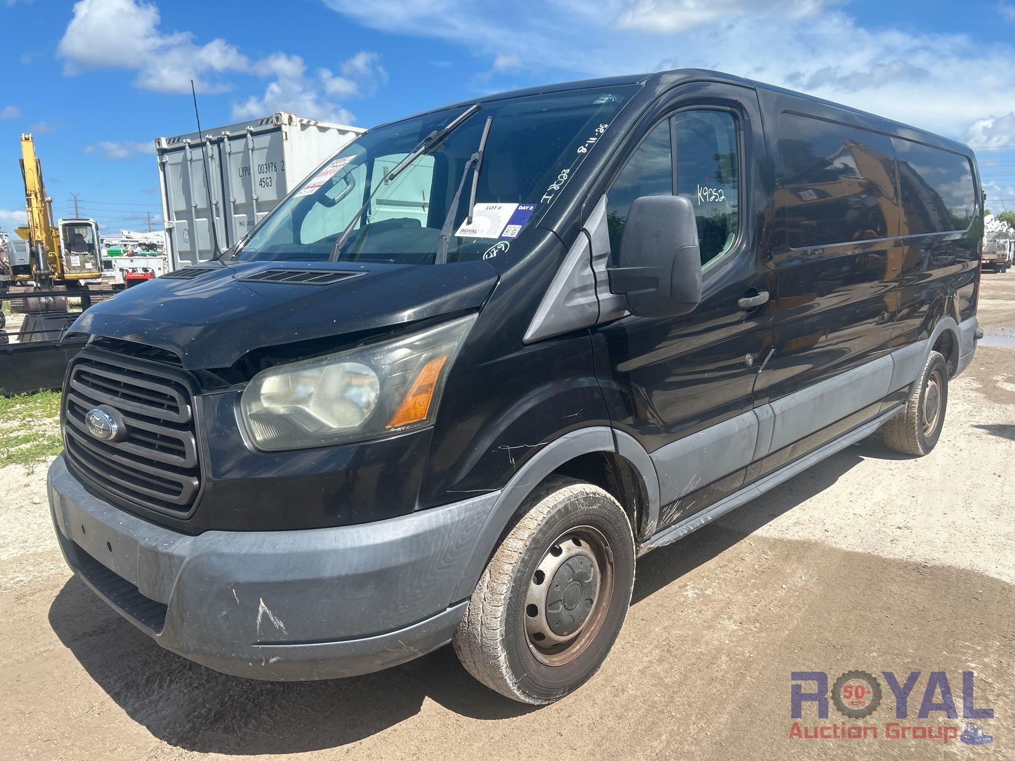 2015 Ford Transit 250 Cargo Van (A53422)