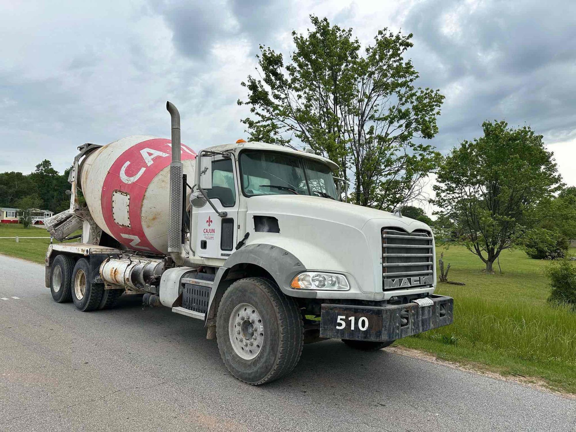 2015 Mack GU813 Truck, VIN # 1M2AX13C0FM028499 (A44391)