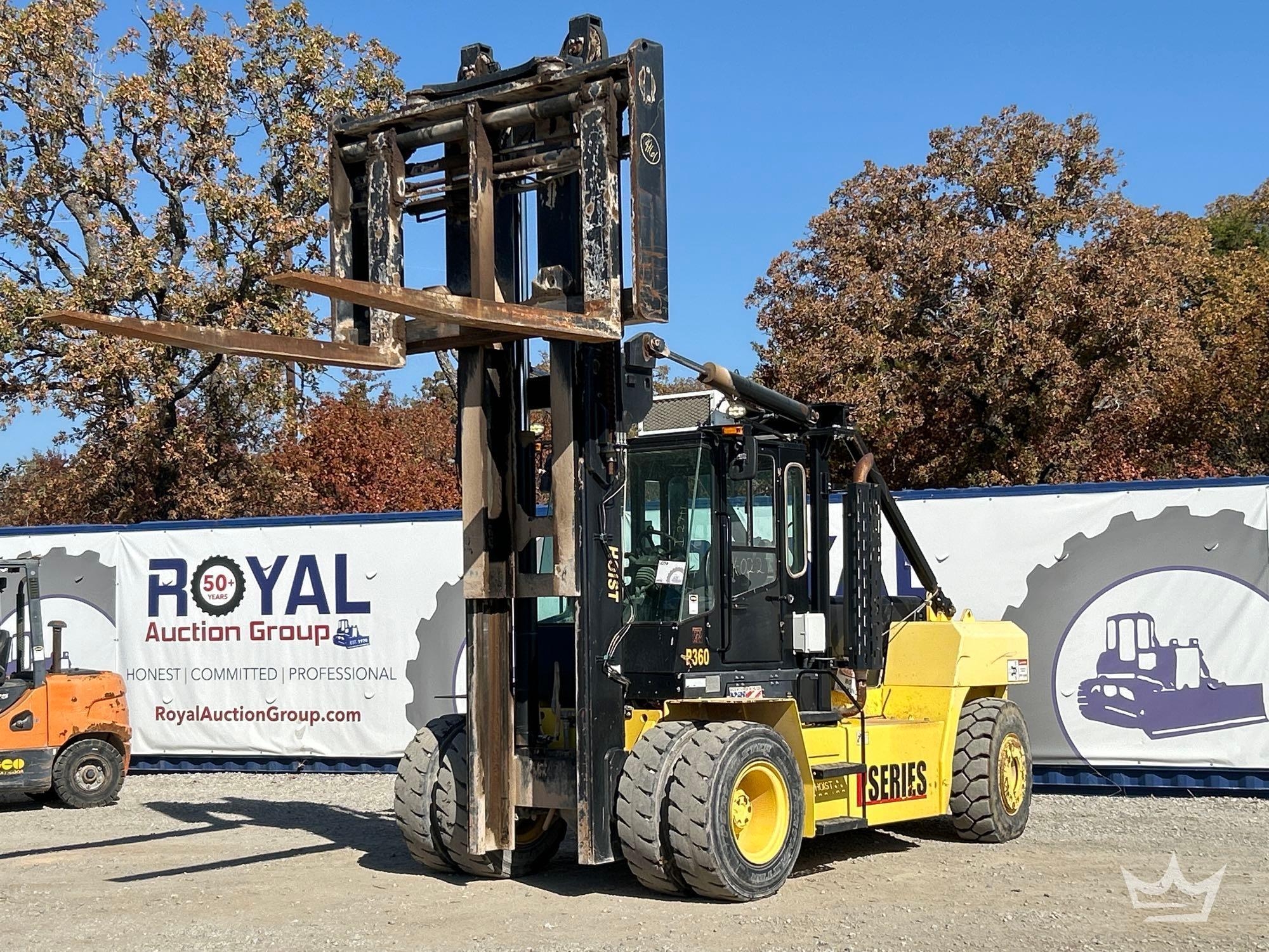 2015 Hoist P360 36,000lb Diesel Forklift (A55973)