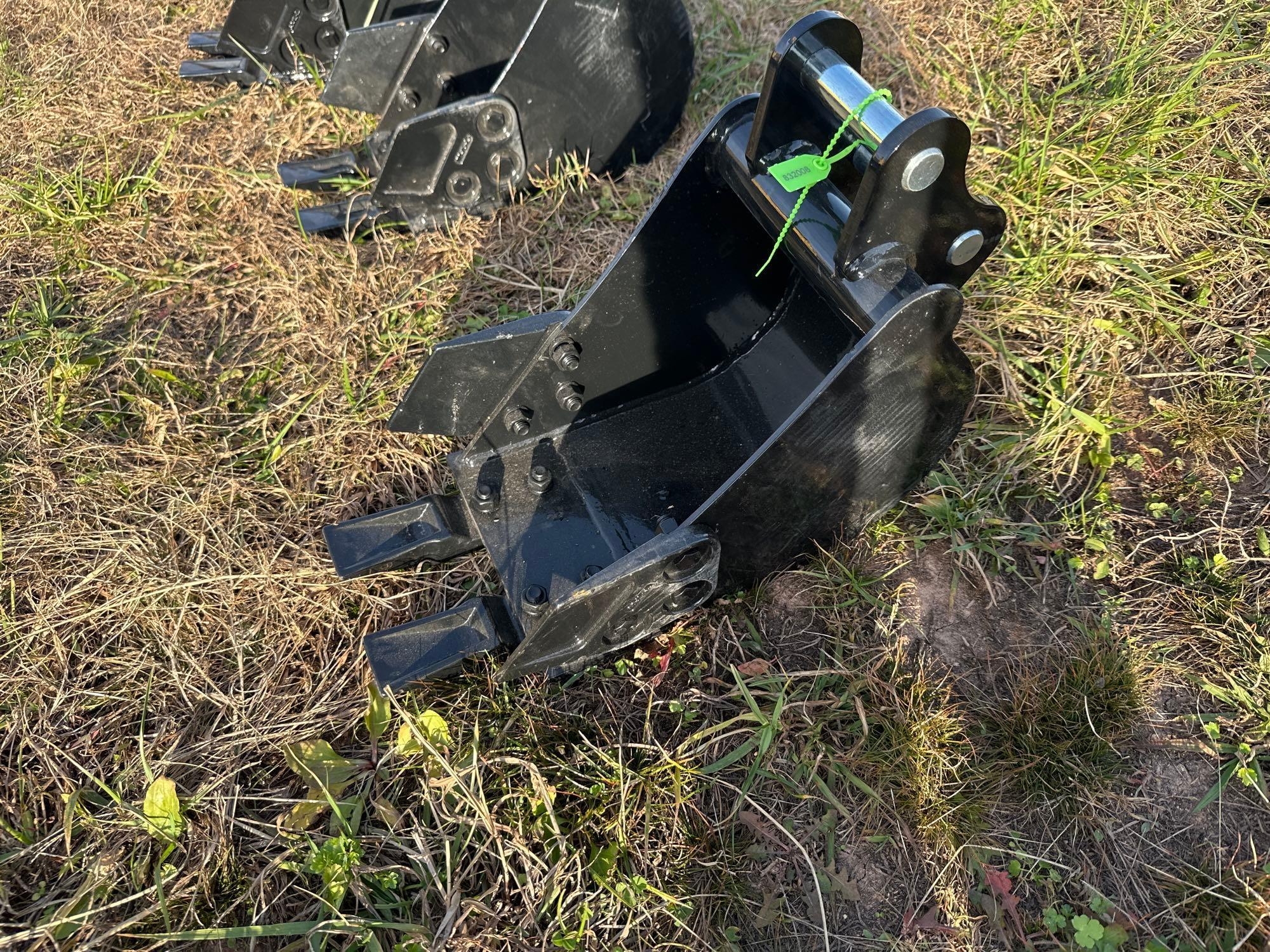 New/Unused 8in Bucket (A57454)