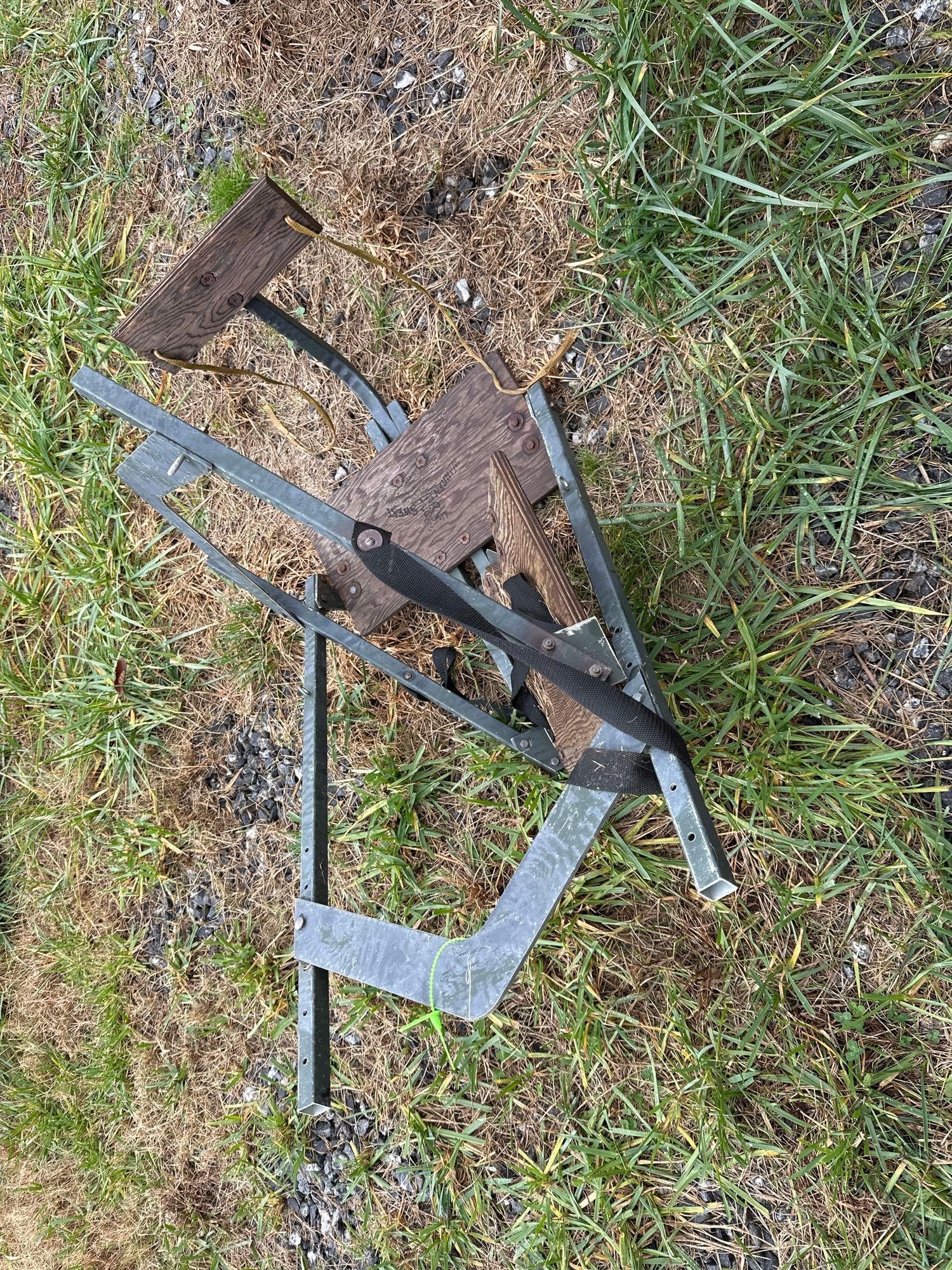 Climbing Stand (A57454)