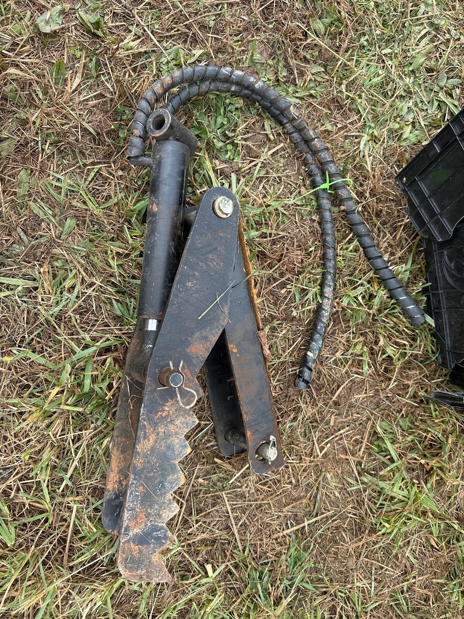 1 Ton Mini Excavator Hydraulic Thumb (A57454)