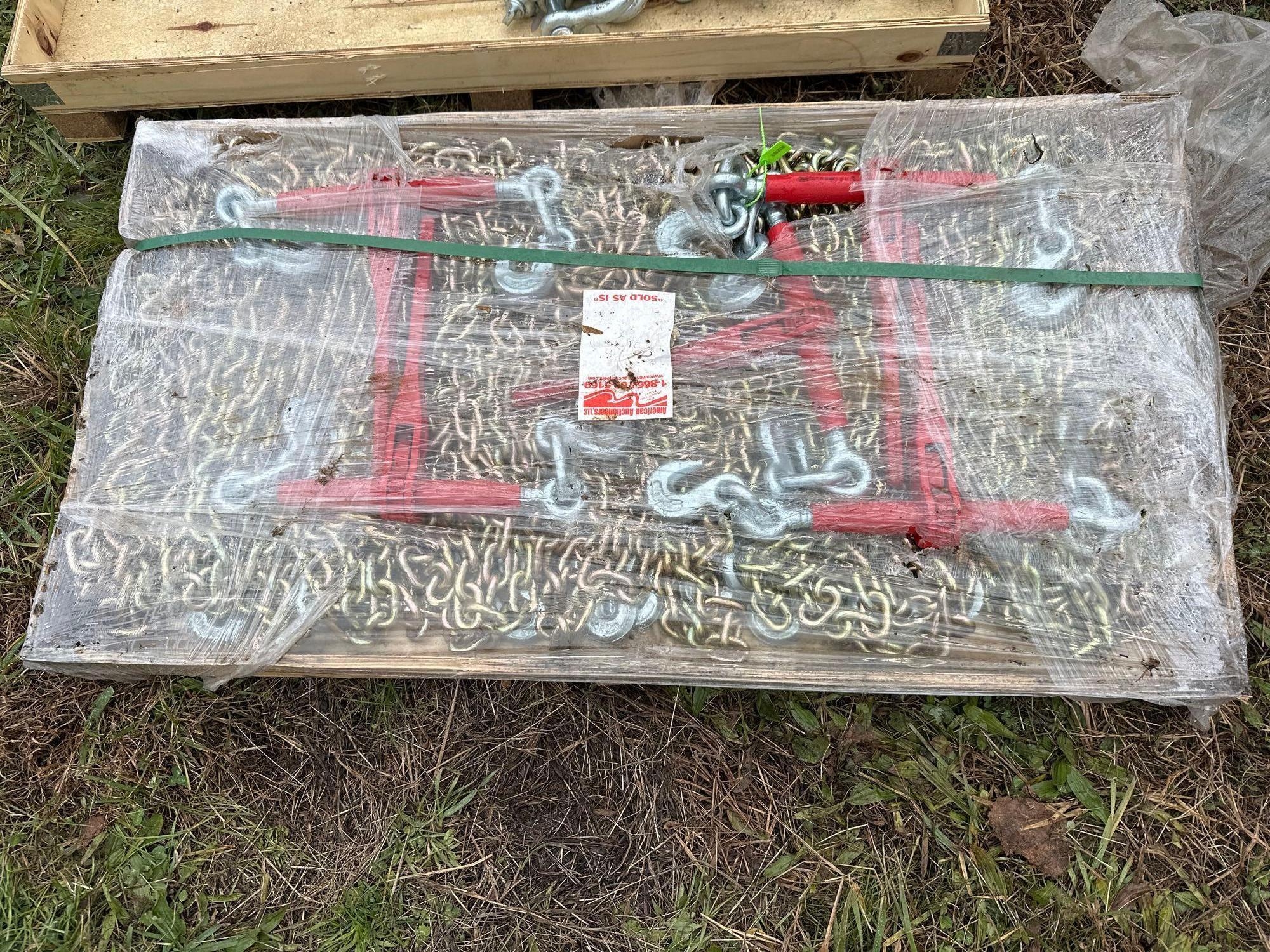 New/Unused Box of 10 Chains and 5 Binders (A57454)