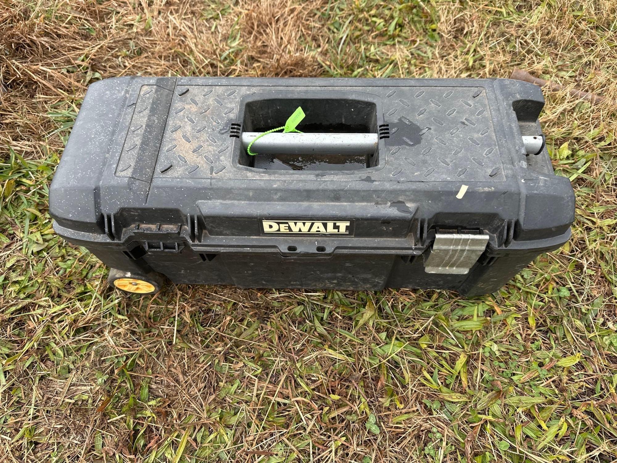 Dewalt Tool Box with Tools (A57454)