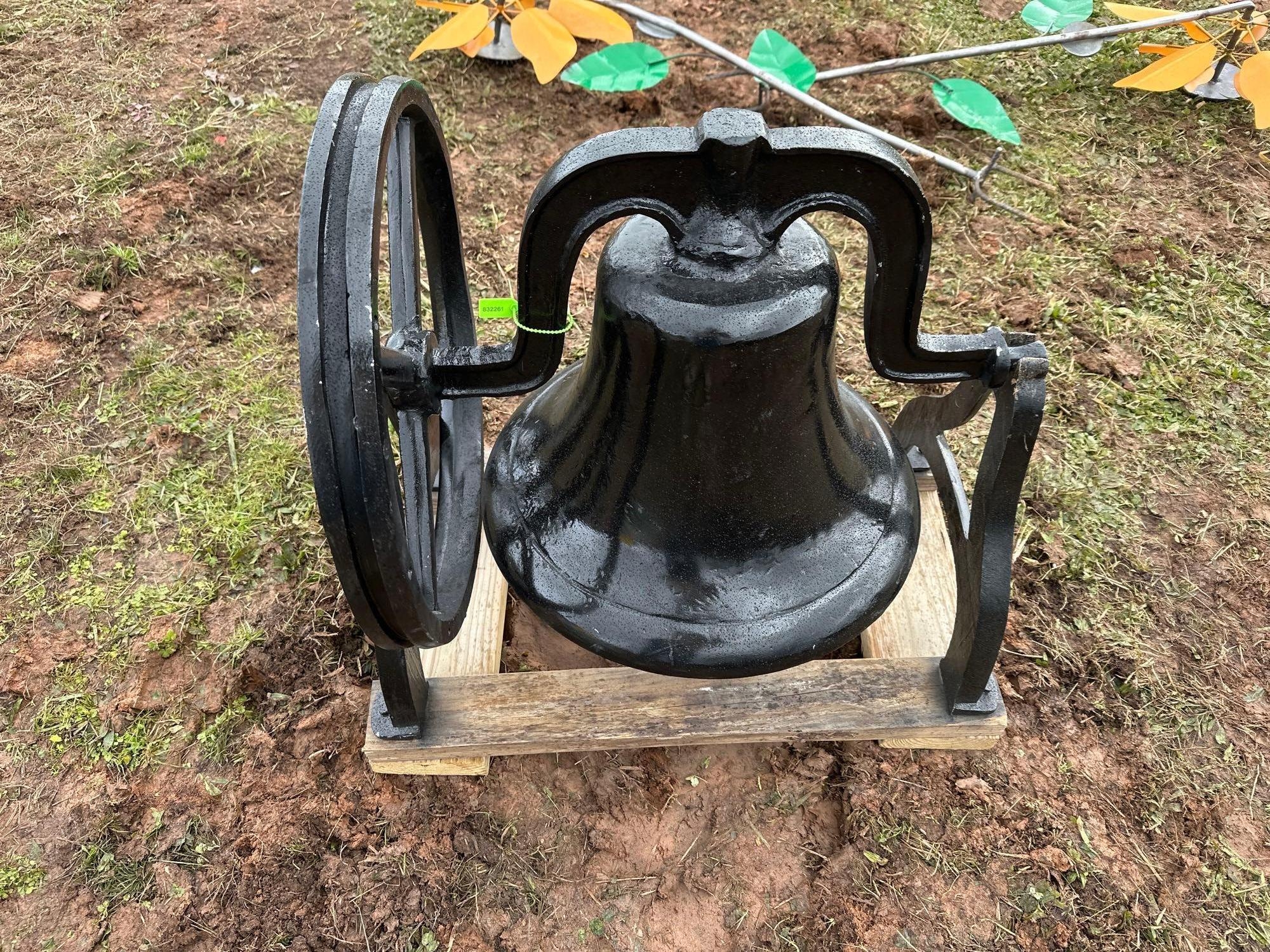 Aluminum Bell (A57454)