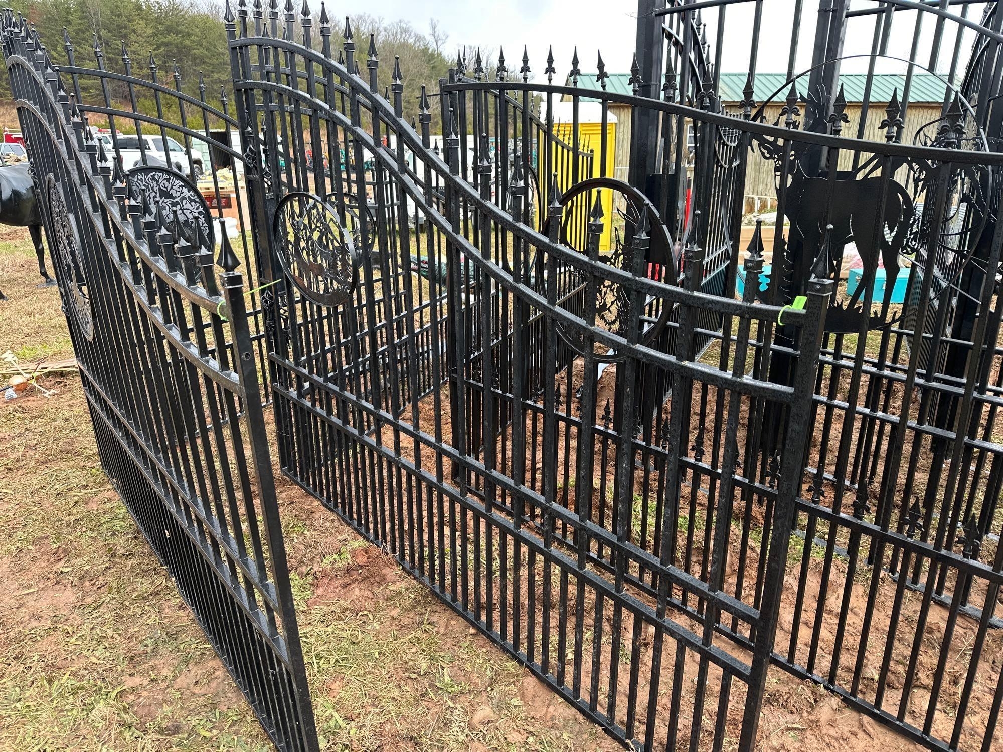 16ft Driveway Entrance Gate with Deer Design (A57454)