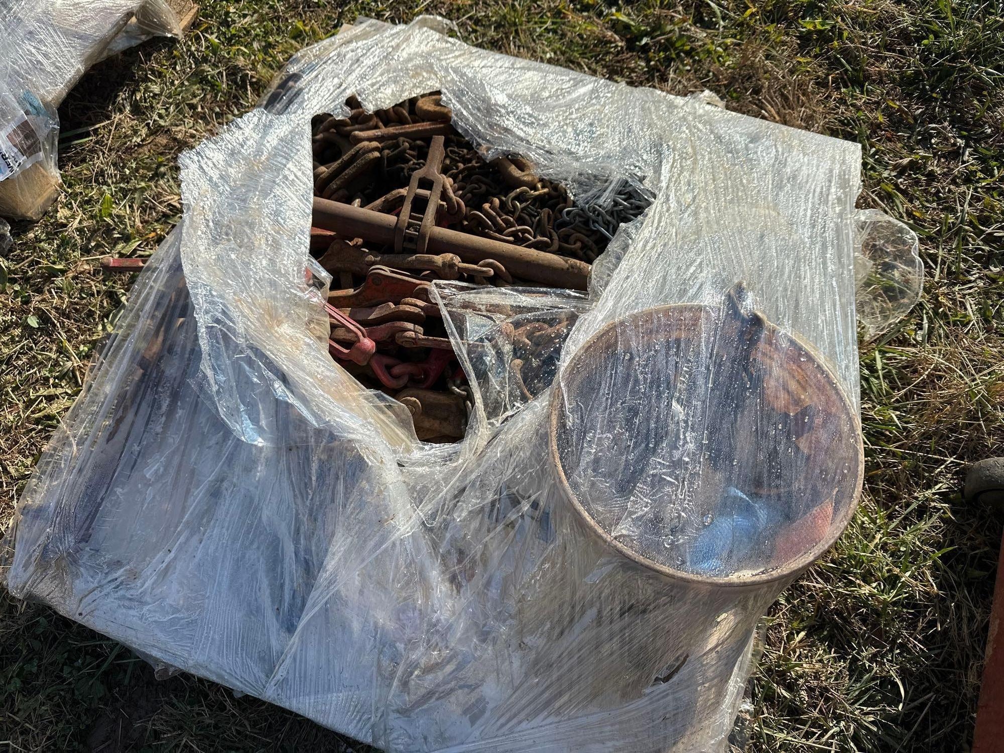 Misc Pallet of Chains and Bucks (A57454)