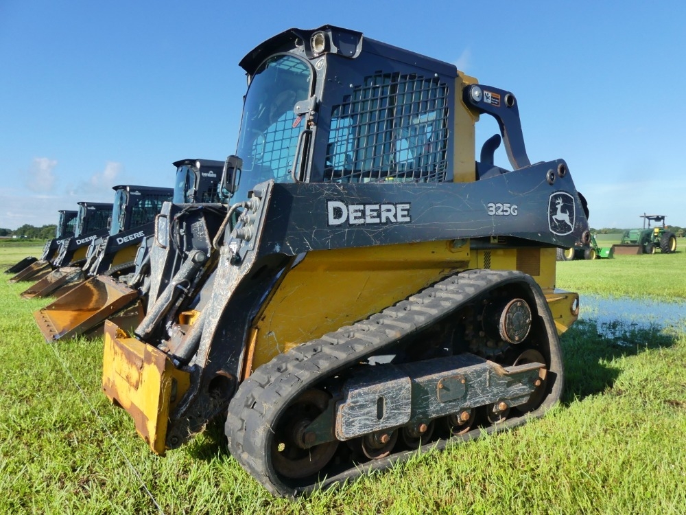 Deere 325G (A50120)