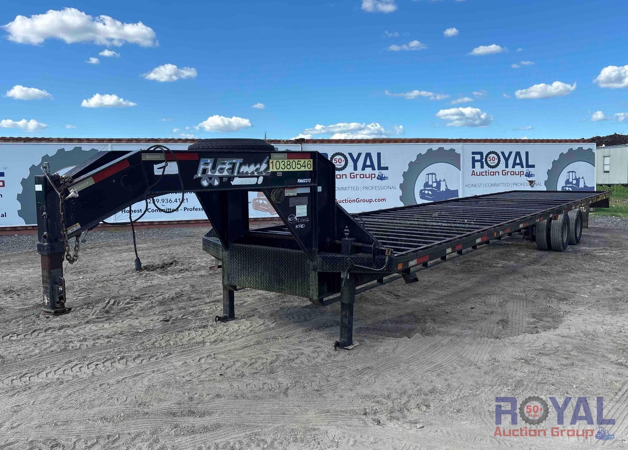 2014 Fleetneck FMAX212 Gooseneck T/A Trailer (A50323)