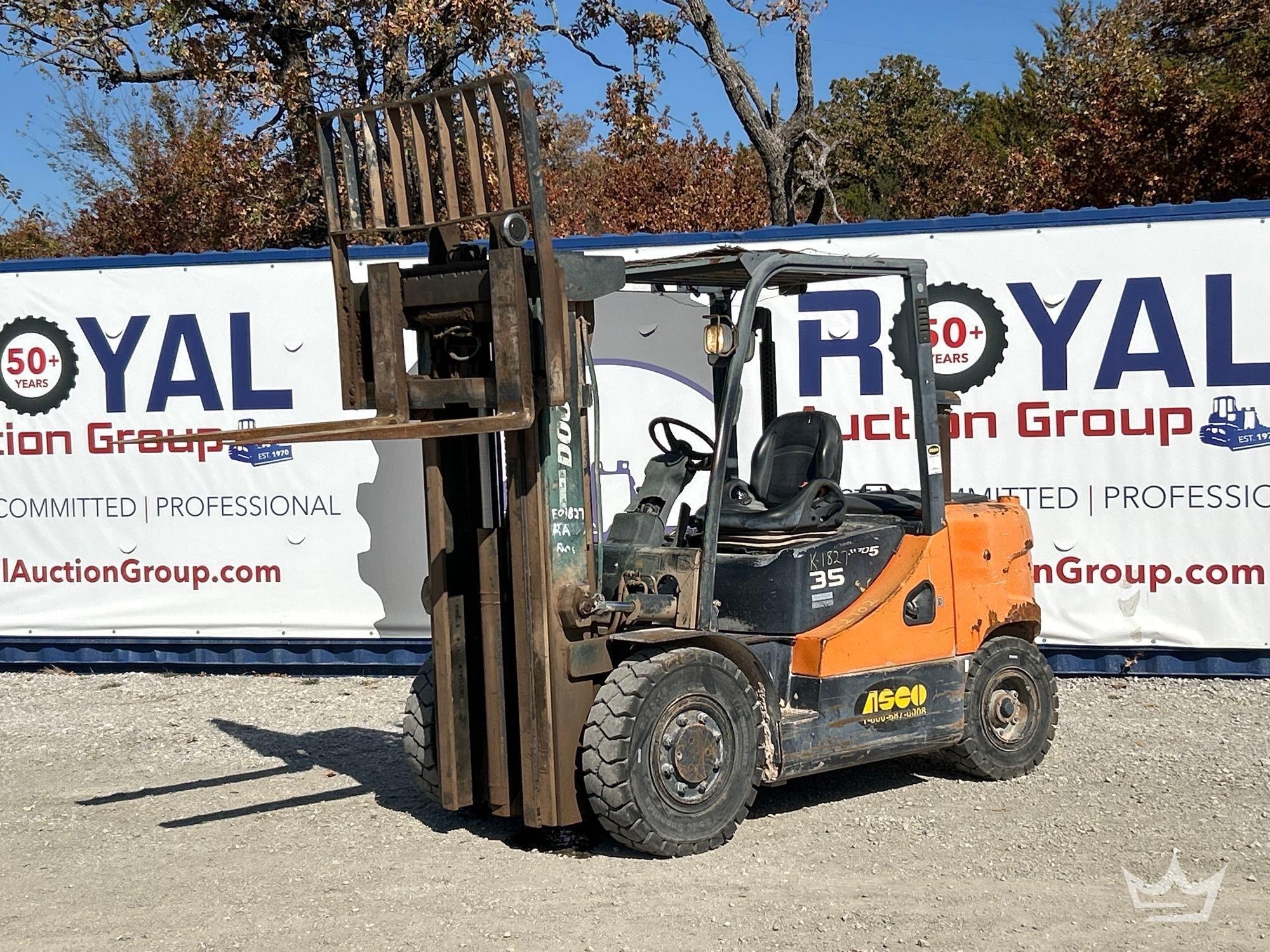 Doosan D35S-5 6,900lb Diesel Forklift (A55973)