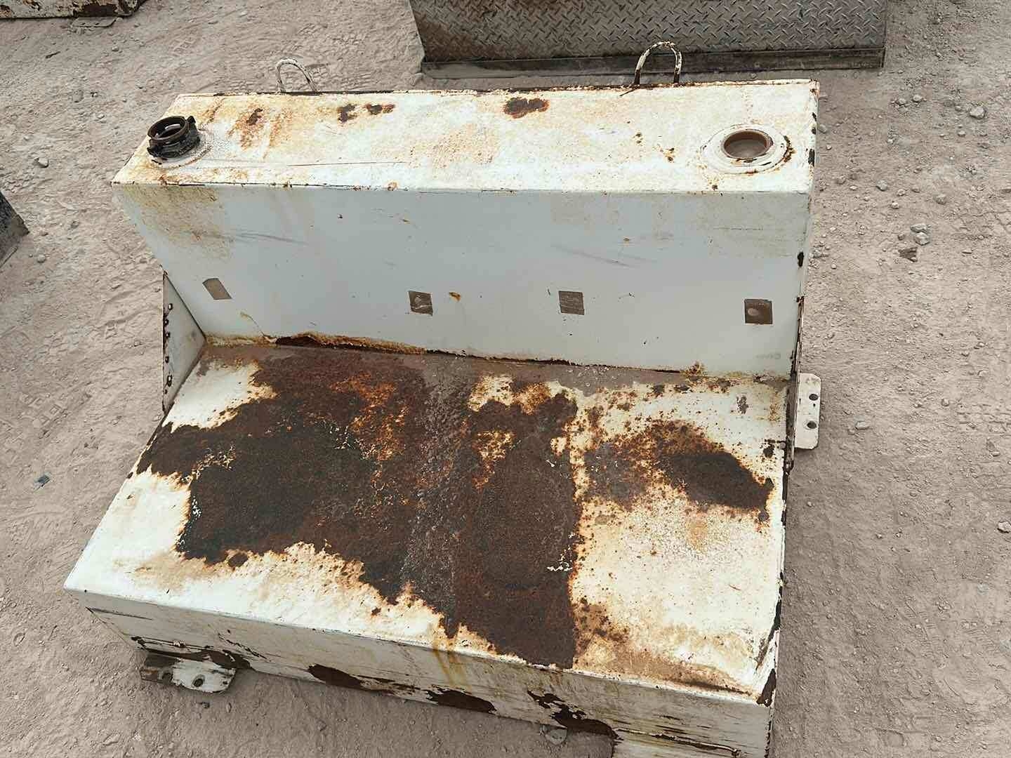 100 GAL FUEL TANK (A52472)