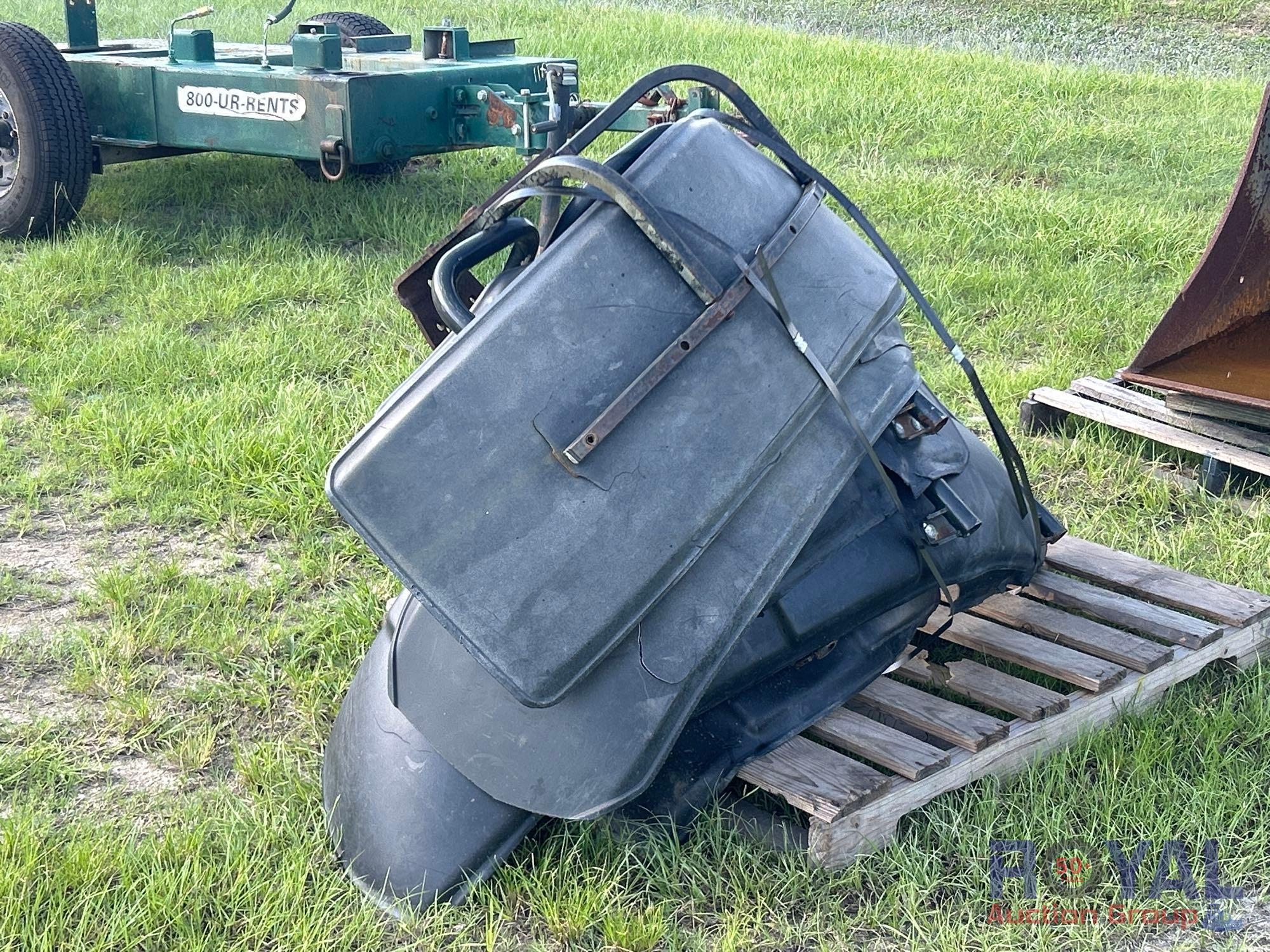 Truck Wheel Fenders (A51692)
