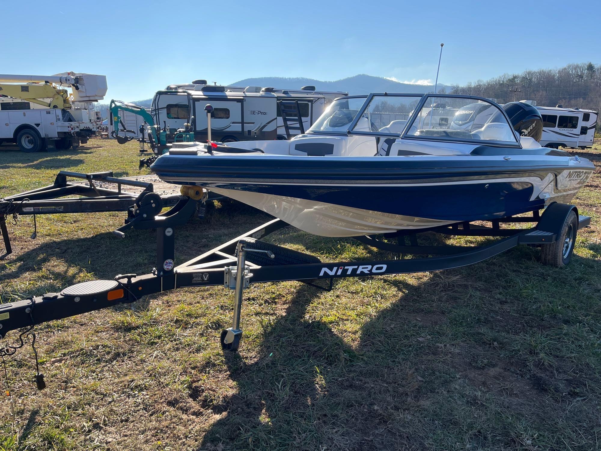 2018Nitro Sport Z19 Boat (A57453)