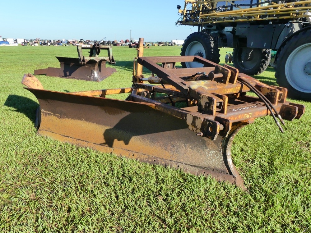 3pt Hydraulic V Plow (A50120)