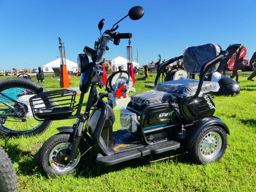 Spirit Electric Tri-Scooter (A53316)