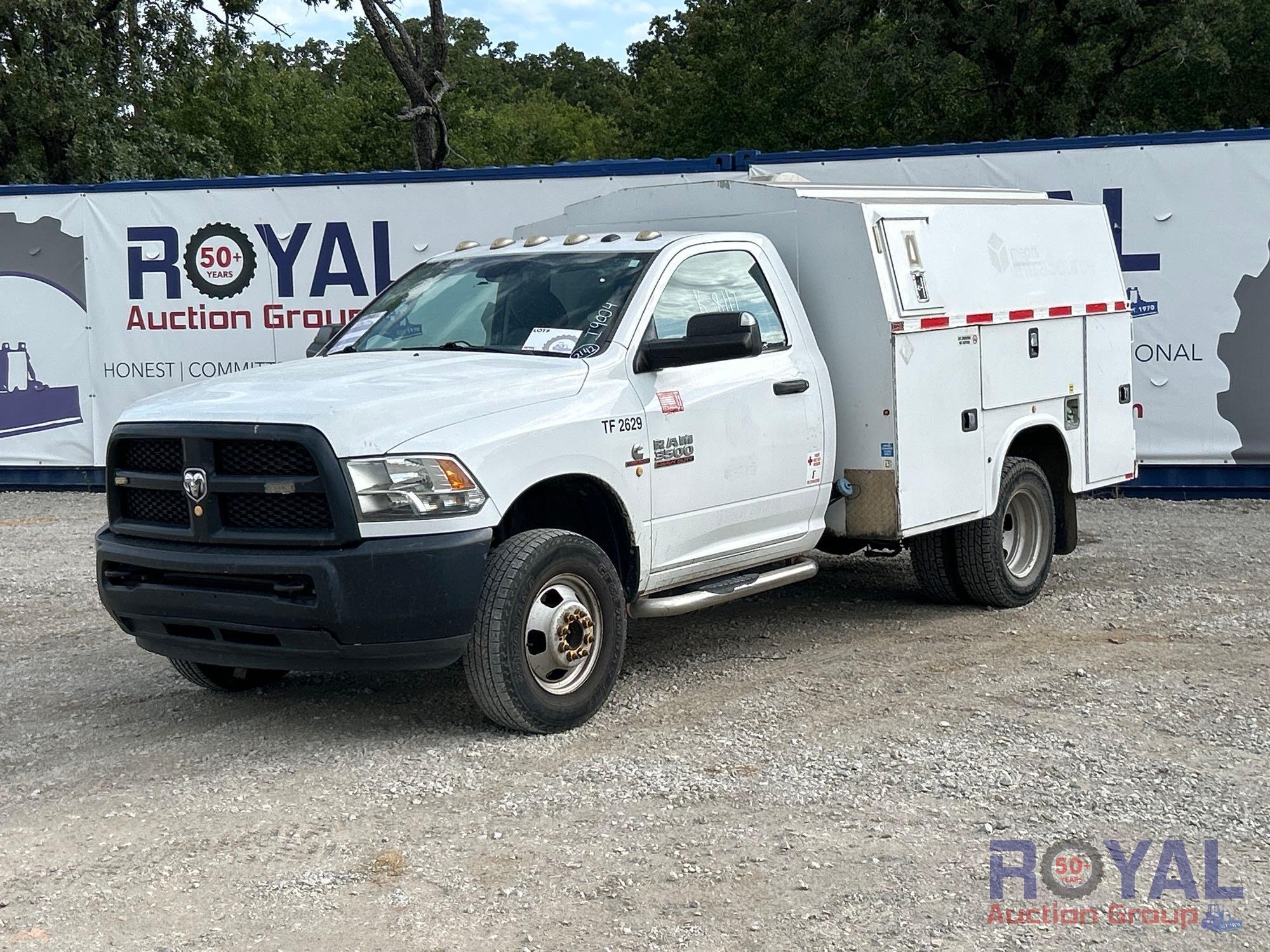 2015 Ram 3500 enclosed service truck (A52377)