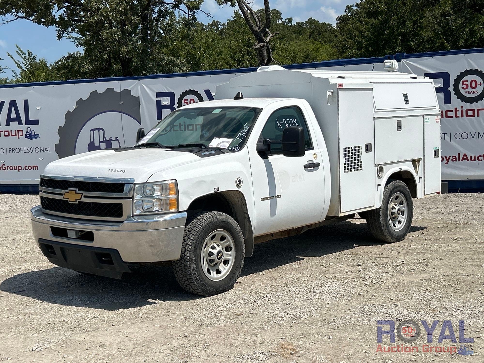 2012 Chevrolet Silverado 3500 HD Enclosed Service Truck (A52377)