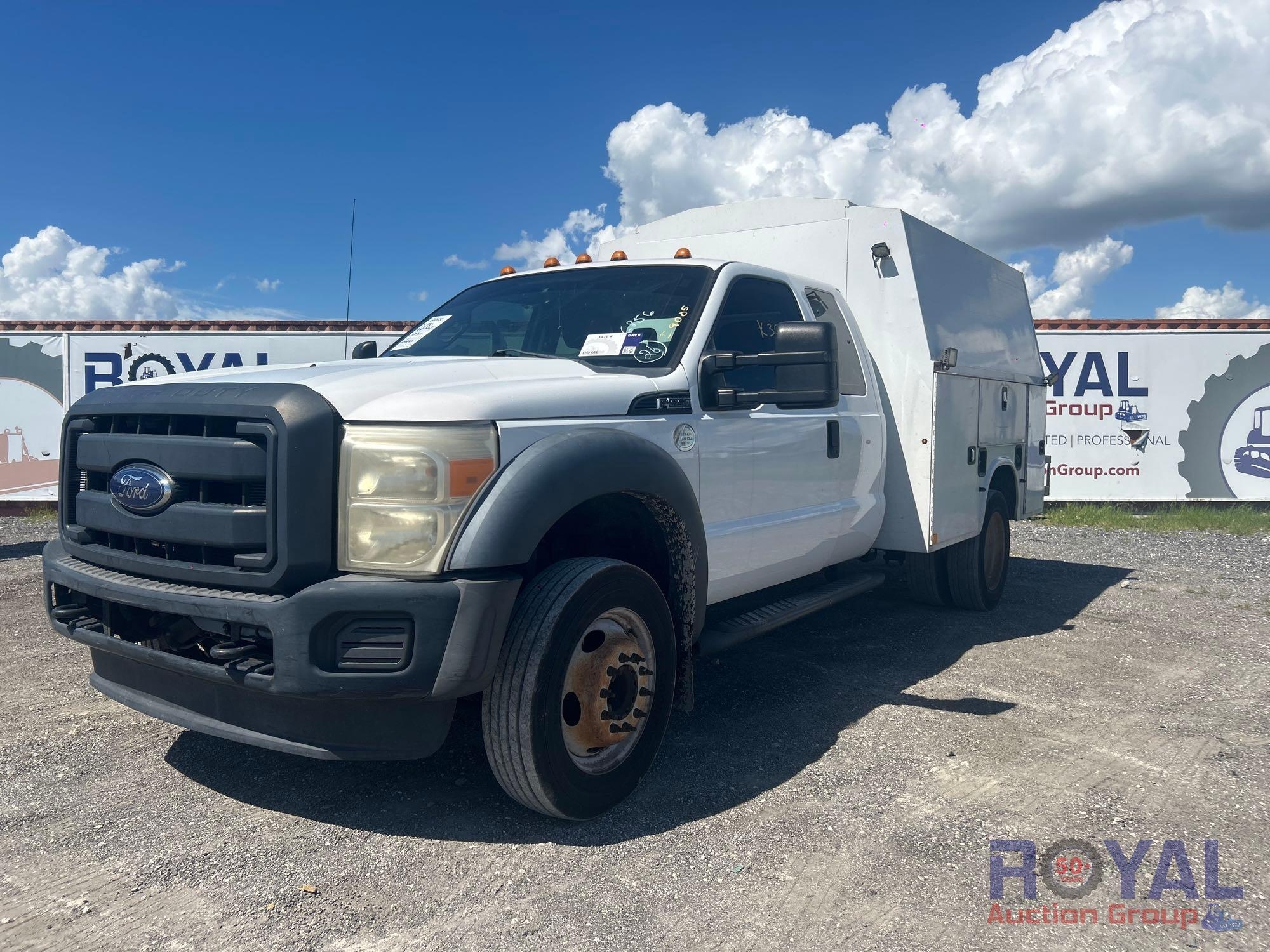 2015 Ford F-550 (A53422)