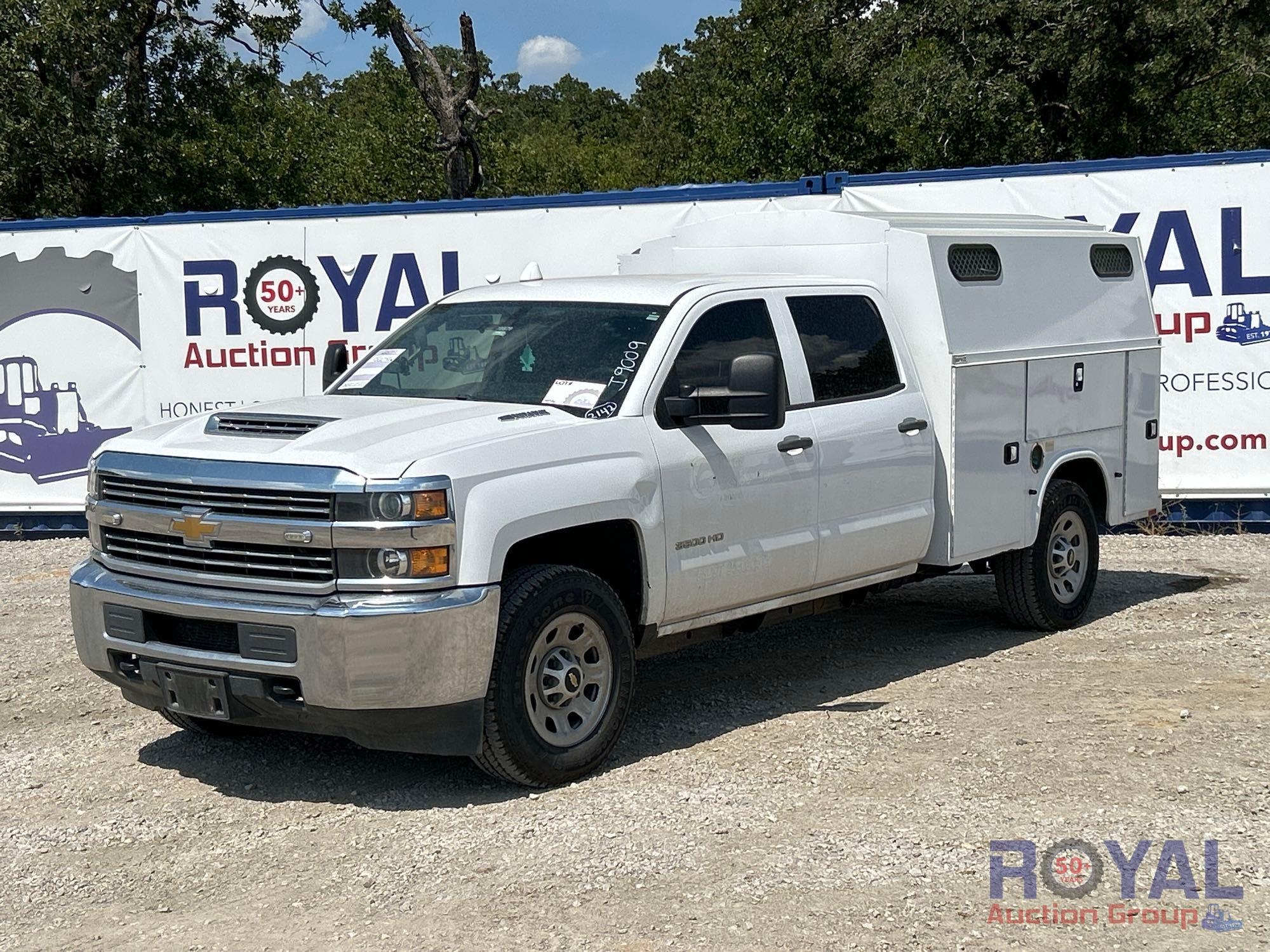 2017 Chevrolet Silverado 3500 HD Enclosed Service Truck (A52377)