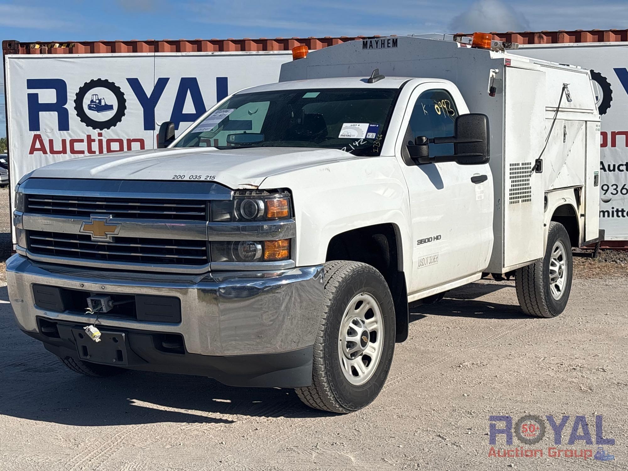 2015 Chevrolet Silverado 3500HD Knapheide Enclosed Service Truck (A55788)