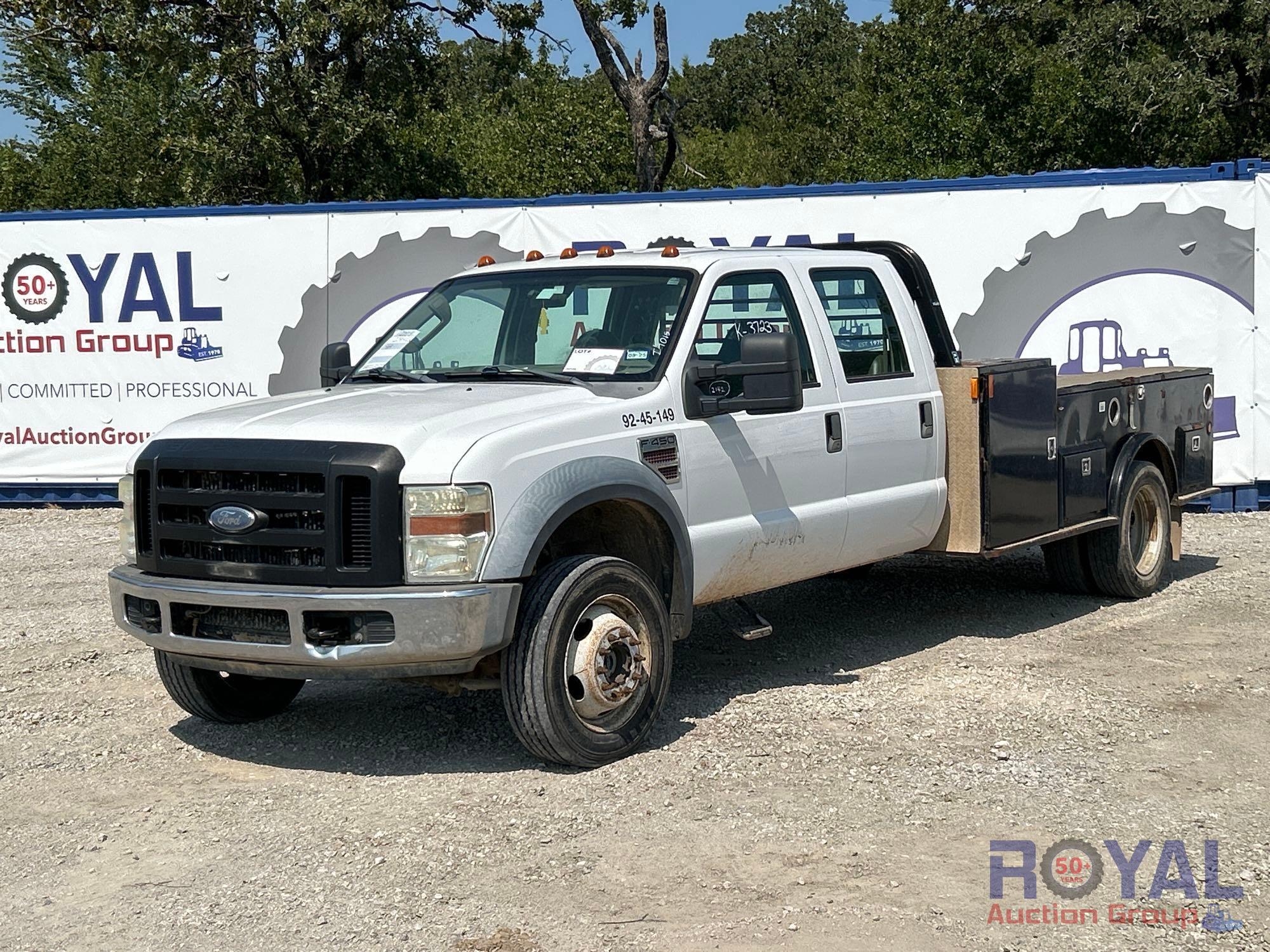 2008 Ford F-450 4x4 Crew Cab CM Service Truck (A52377)