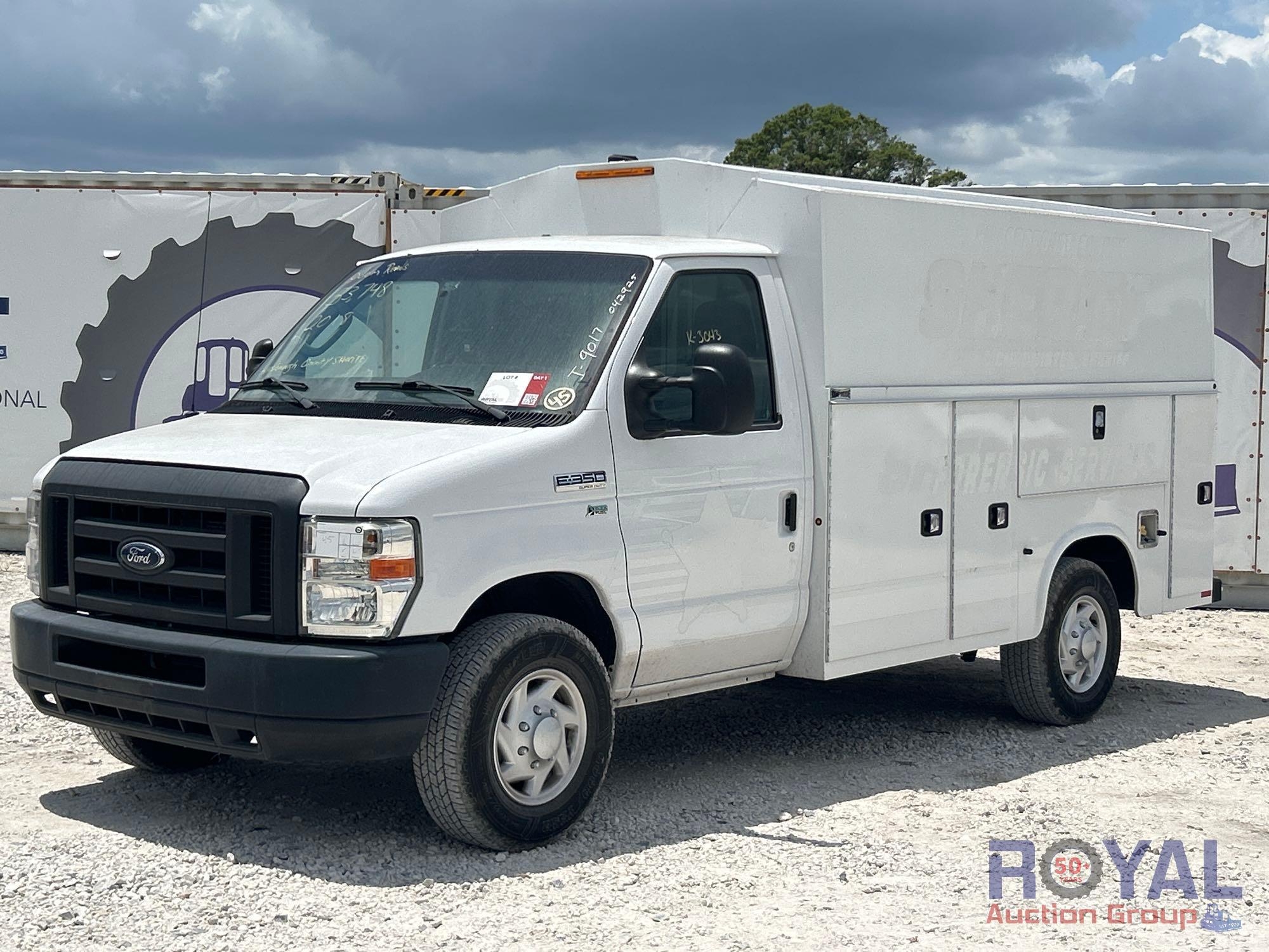 2018 Ford E-350 Super Duty Knapheide Service Van (A44571)