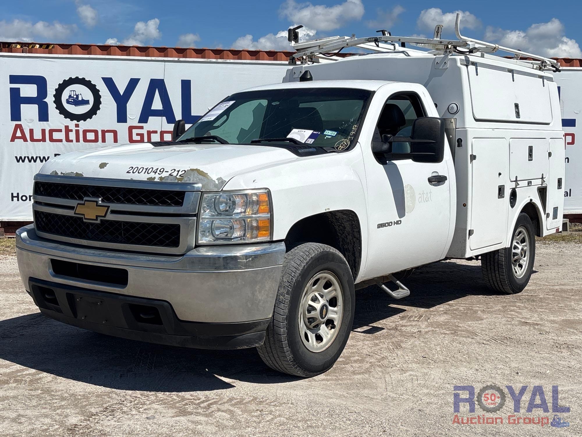2012 Chevrolet Silverado 2500HD Enclosed Service Truck (A53422)
