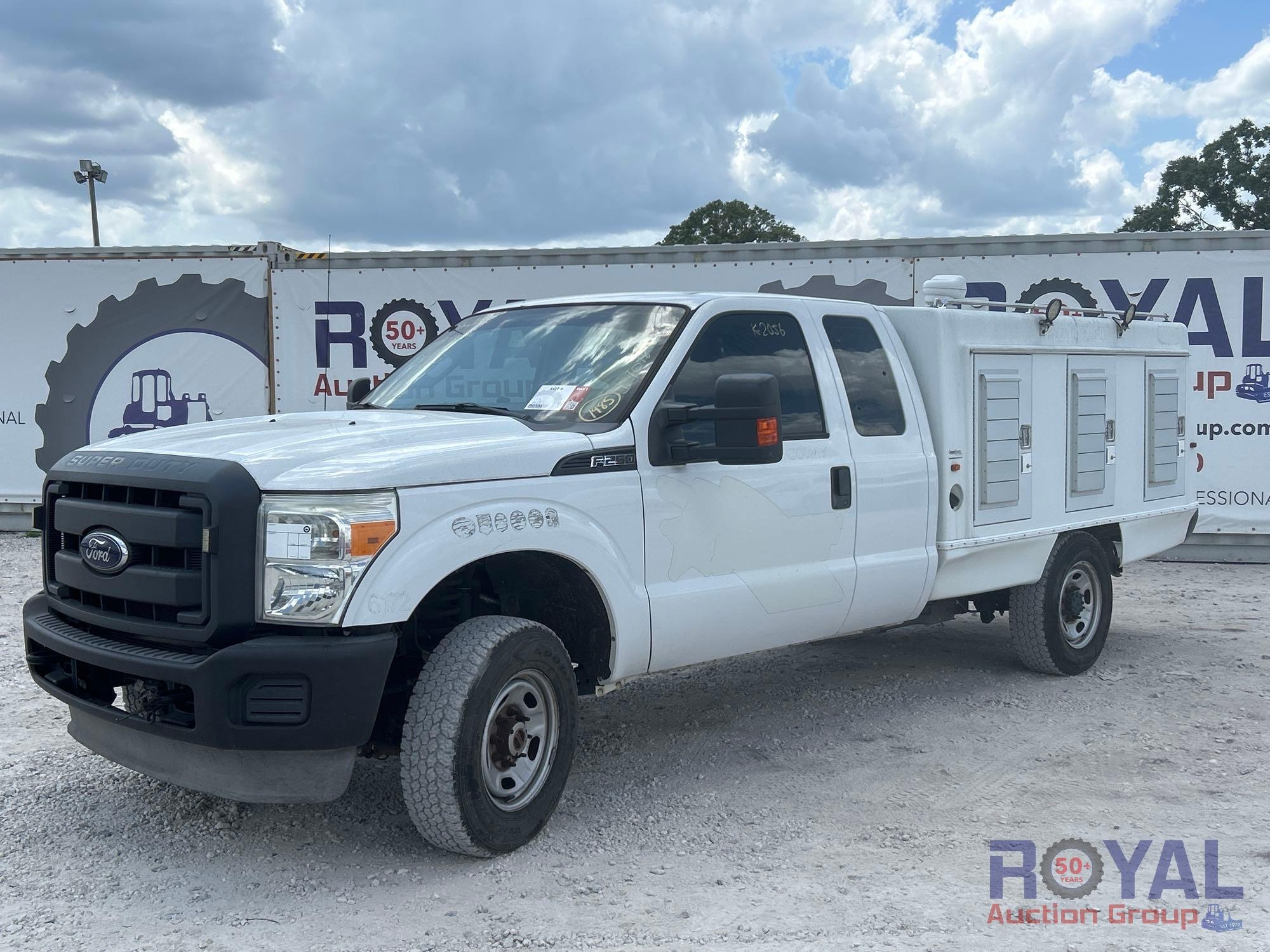Year: 2013 Make: Ford Model: F-250 Vehicle Type: Pickup Truck Mileage: Plate: Body Type: 4 Door C... (A44571)