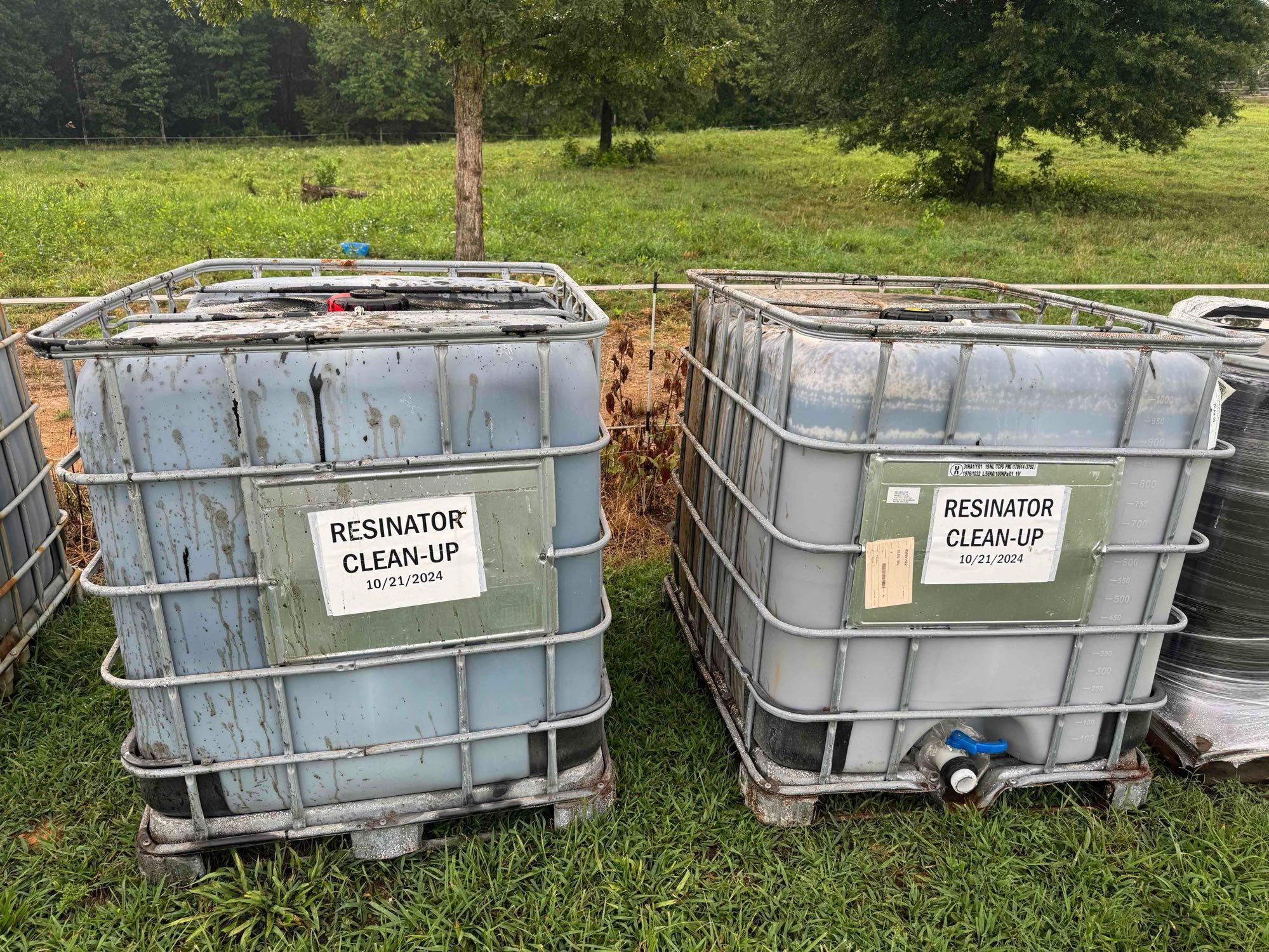 (2) 275 Gallon of Resinator Clean/Dust Down (A51573)