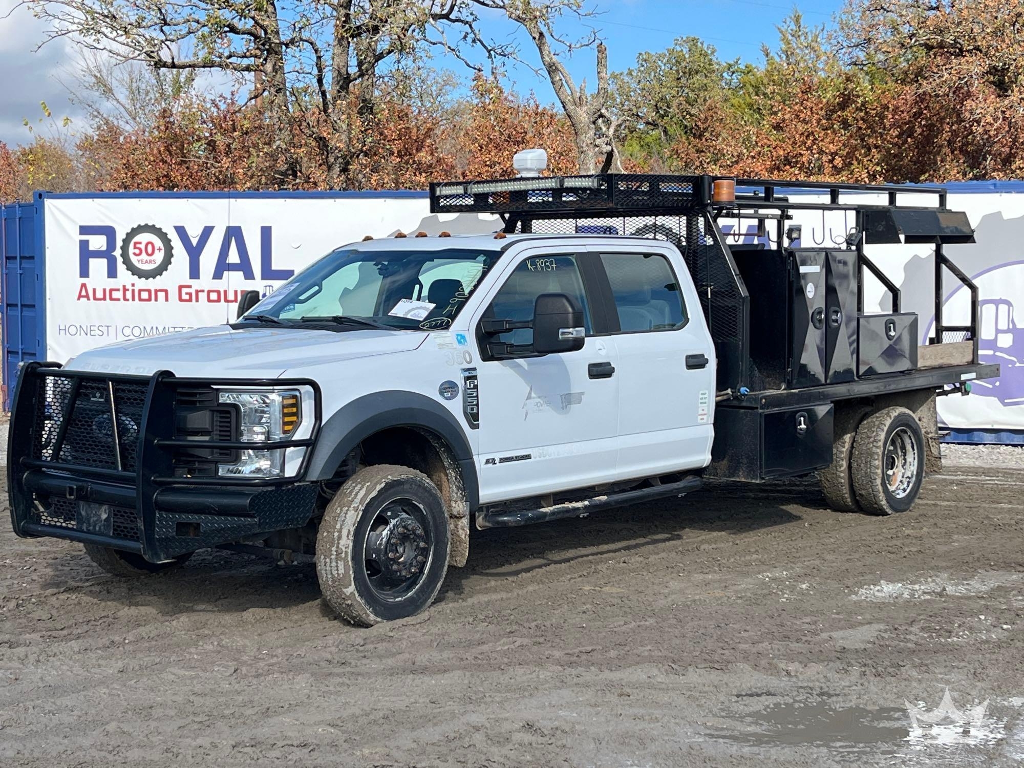 2019 Ford F-550 4x4 Crew Cab Utility Flatbed Truck (A55973)