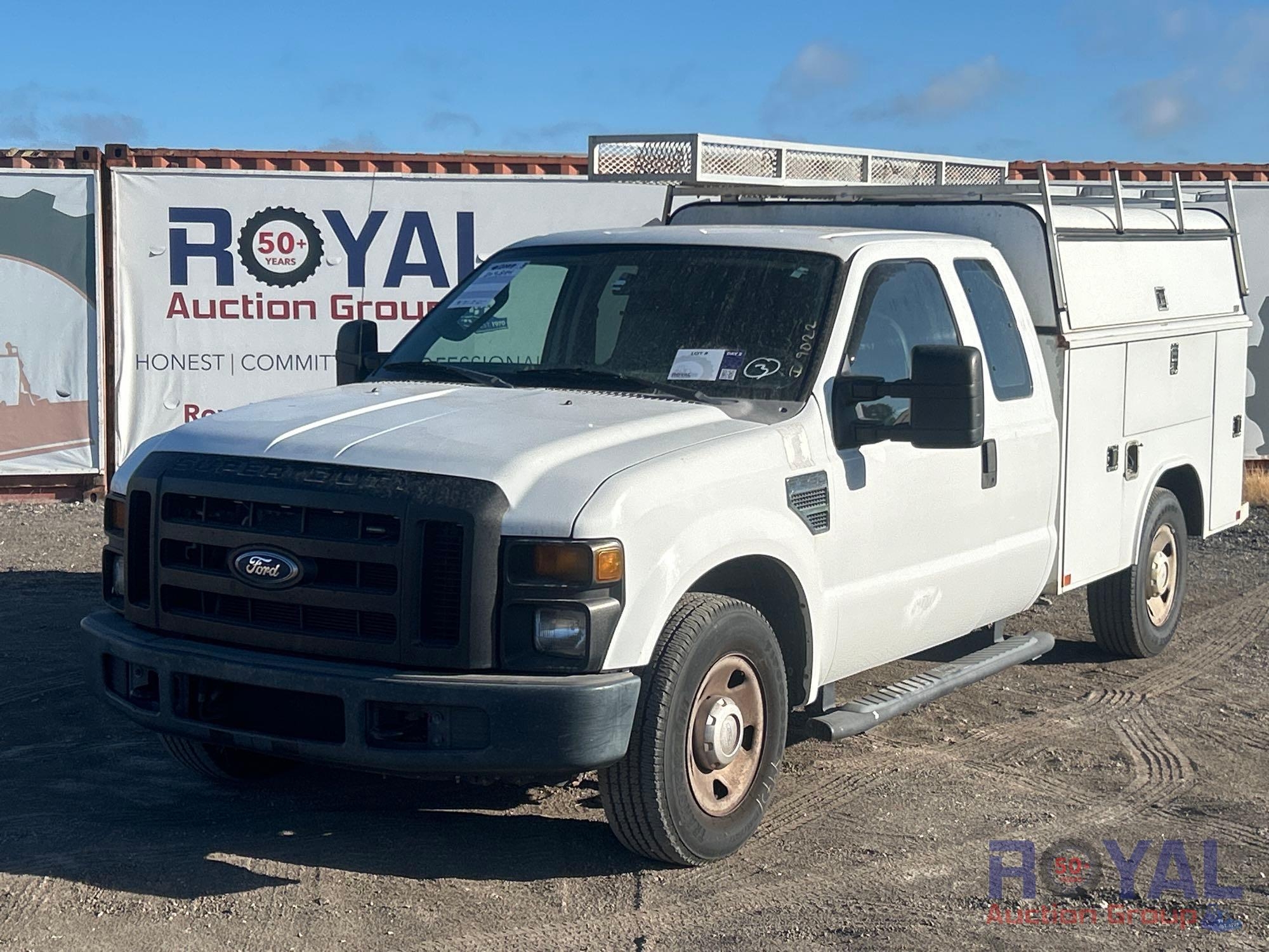 2009 Ford F-250 Ext. Cab Enclosed Service Truck (A53422)
