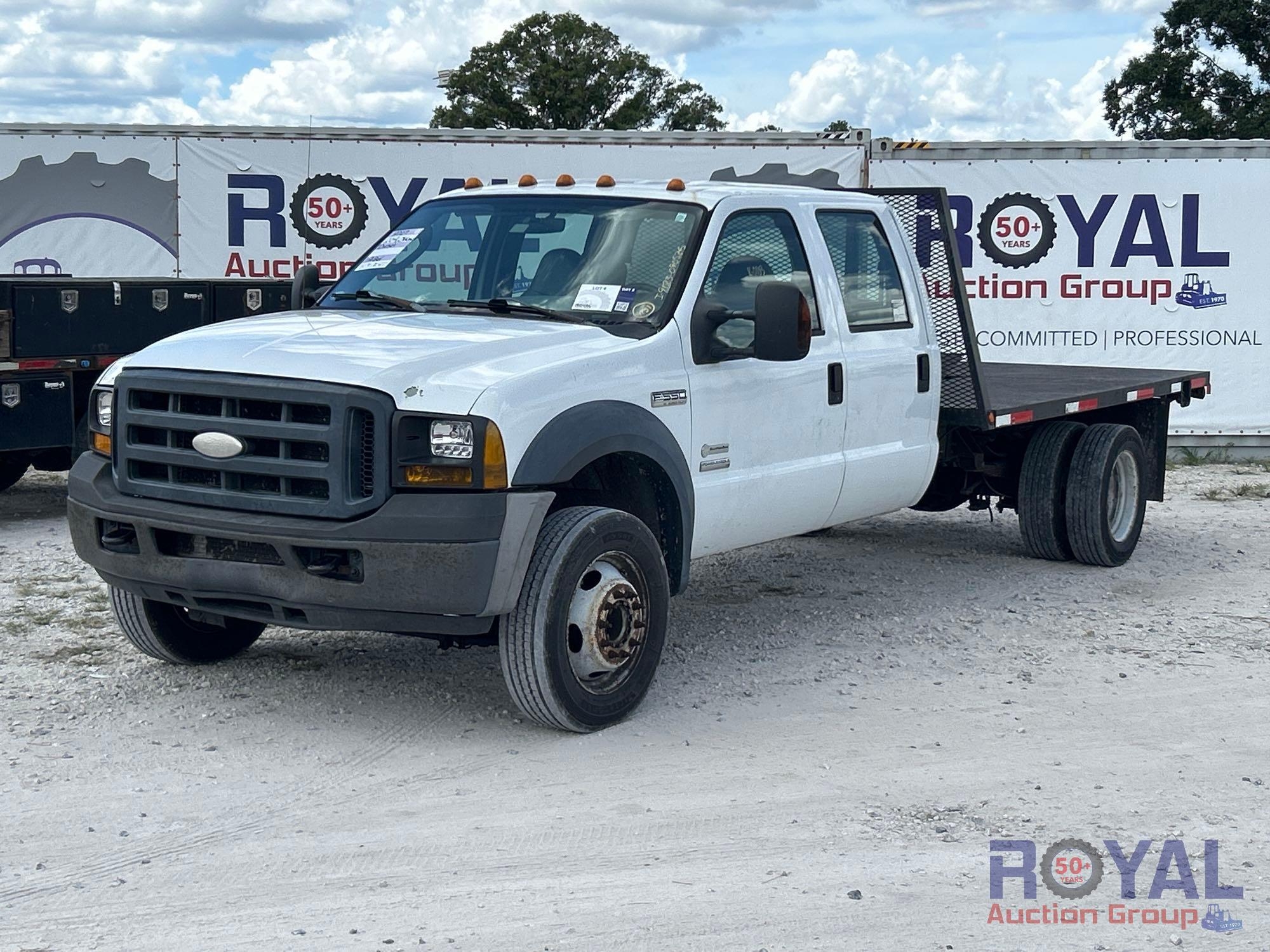 2007 Ford F-550 Crew Cab 11FT Flatbed Truck (A51692)