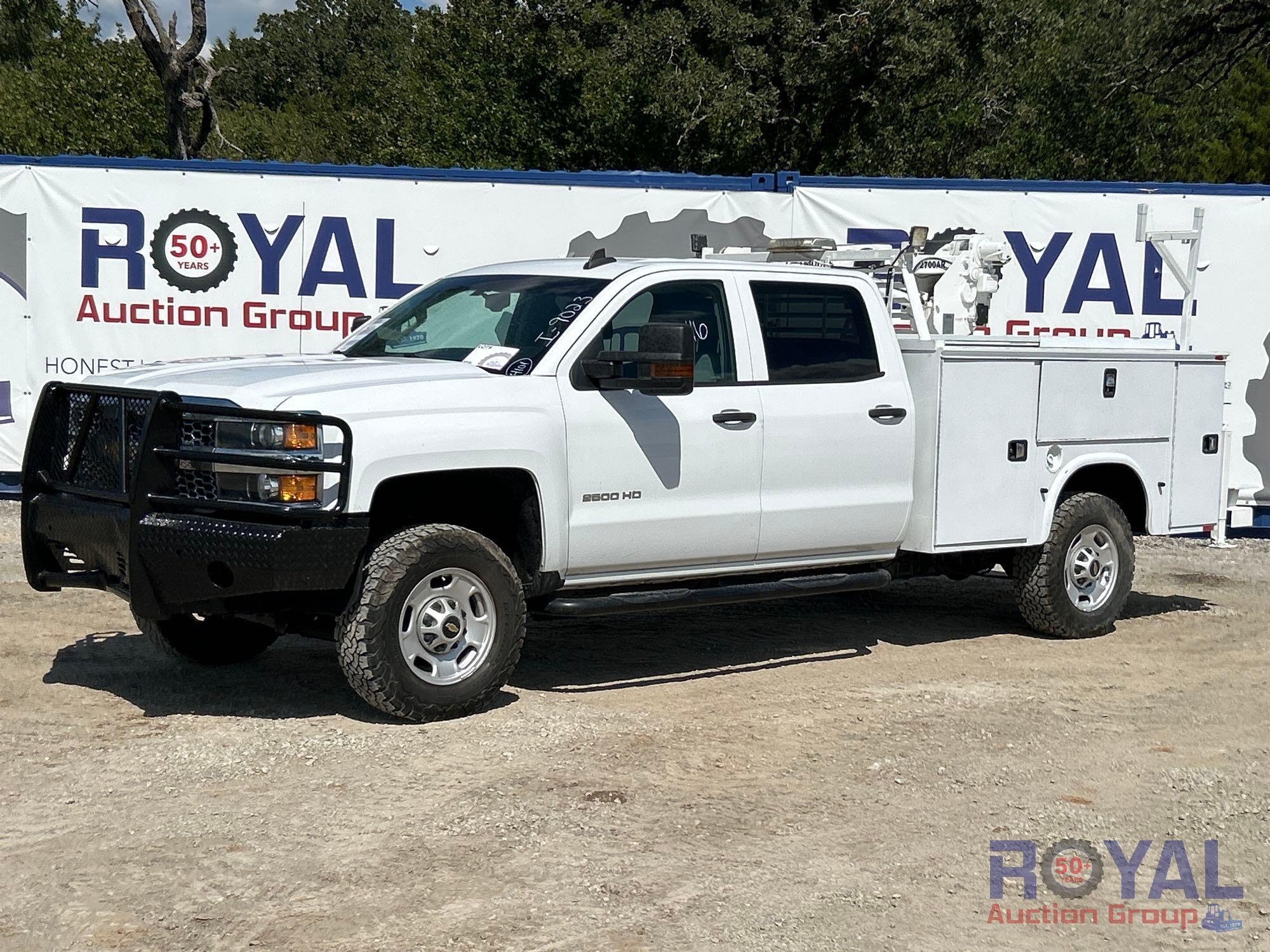 2019 Chevrolet Silverado 2500HD Crew Cab Liftmoore 2700AR Crane Service Truck (A52377)