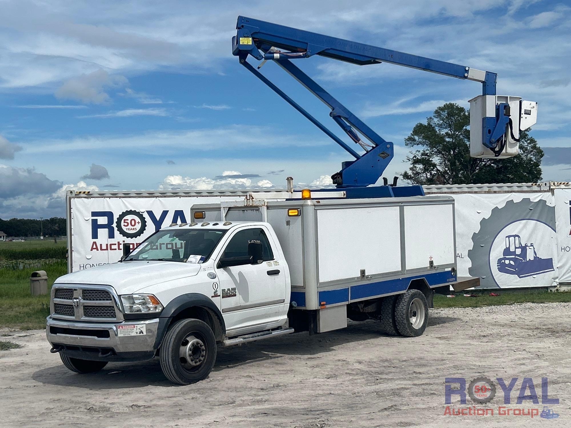 2015 Ram 5500 Versalift SST-40NE 40ft Sign Bucket Truck (A51692)