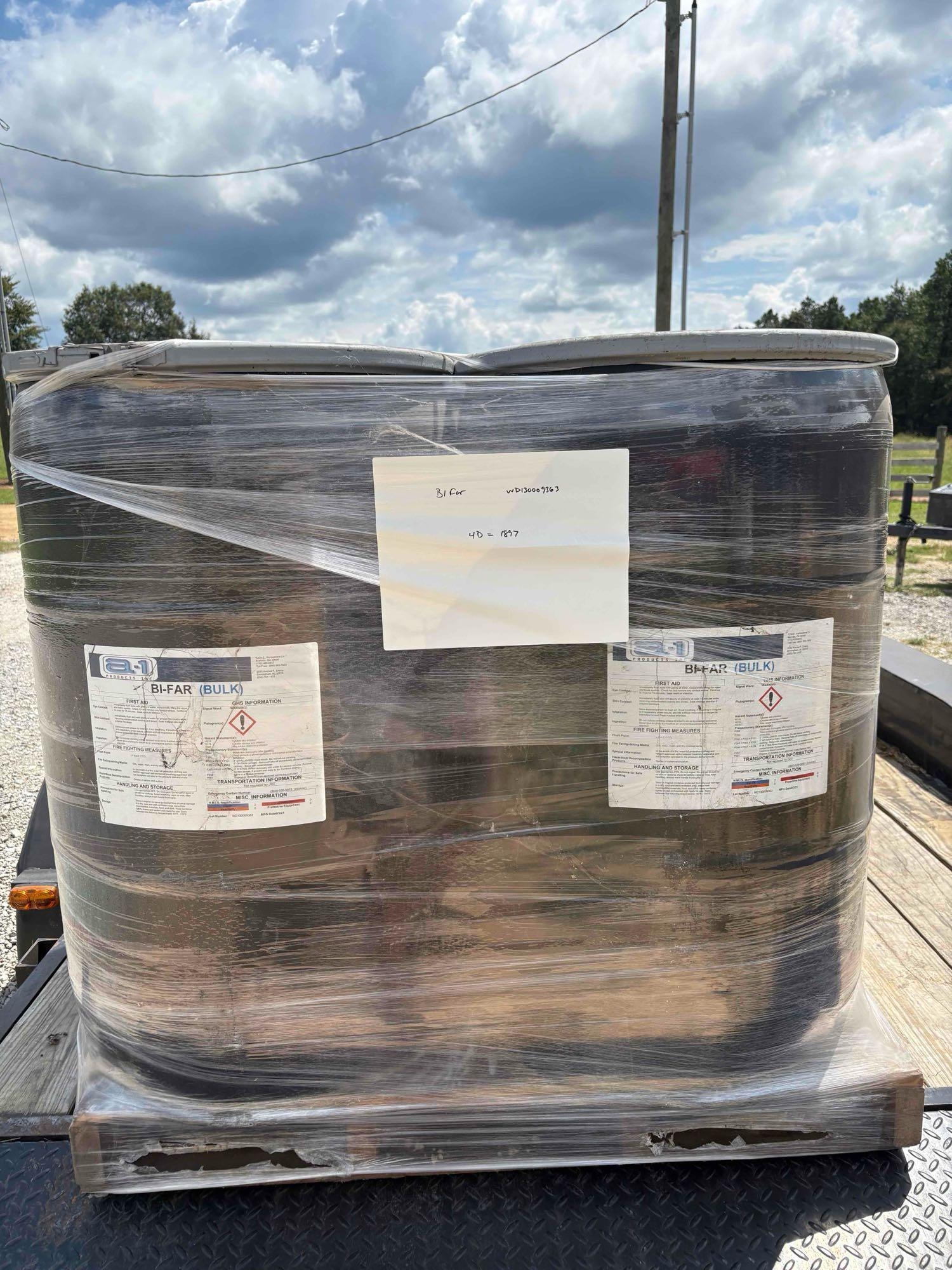 (4) 55 Gallon Drums of Mixed Laundry Detergent and Fabric Softener (A51573)