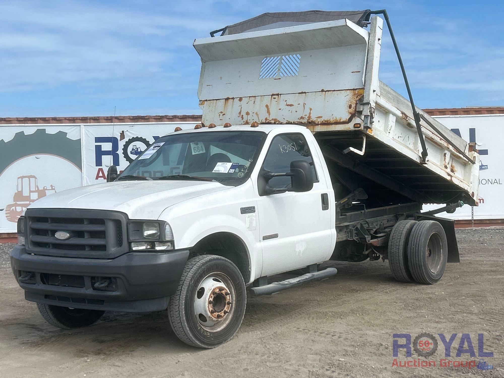 2004 Ford F-550 Mason Dump Truck (A53422)
