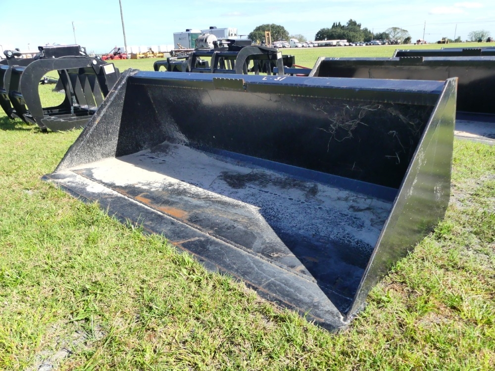 Swict 66" Bucket (A57149)