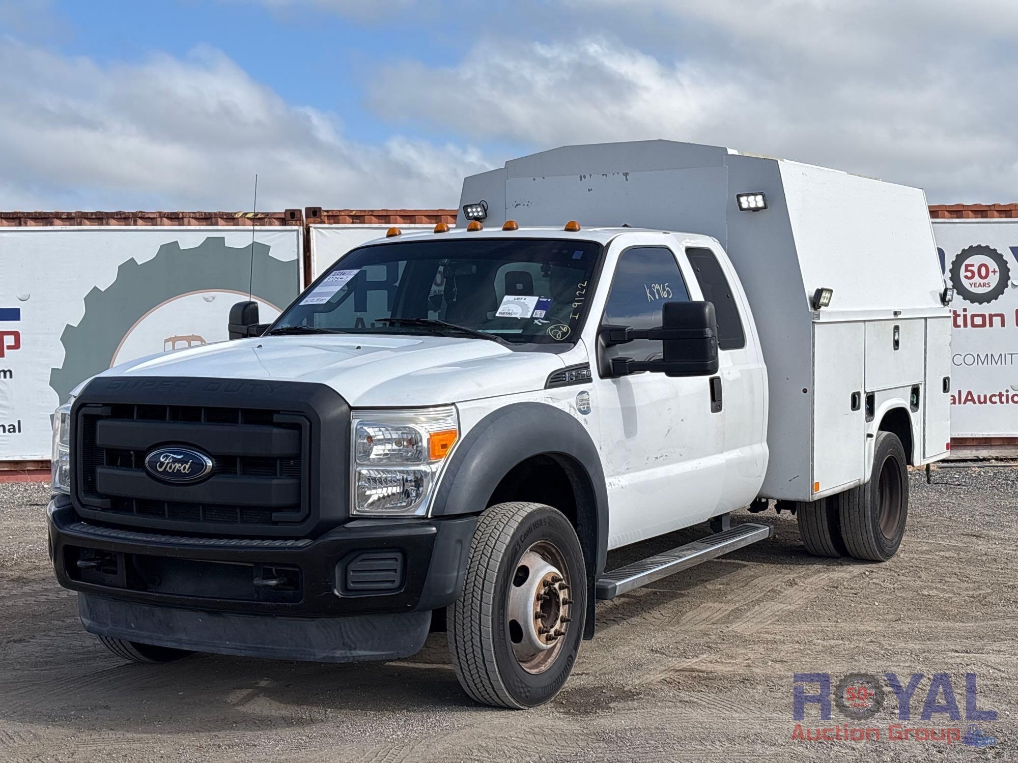 2016 Ford F-550 Ext. Cab Enclosed Service Truck with Lift Gate (A55788)