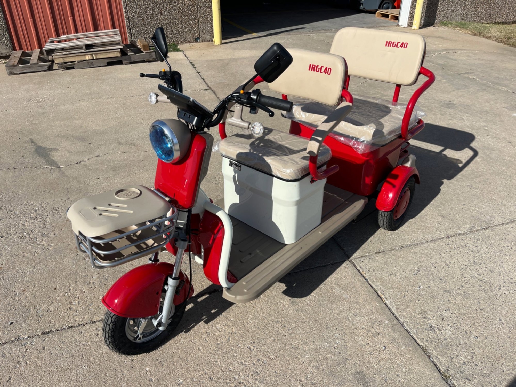 HIGH END MINI GOLF CART (A58216)