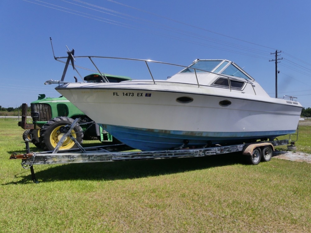 1986 Tiara 26' Boat (A44502)