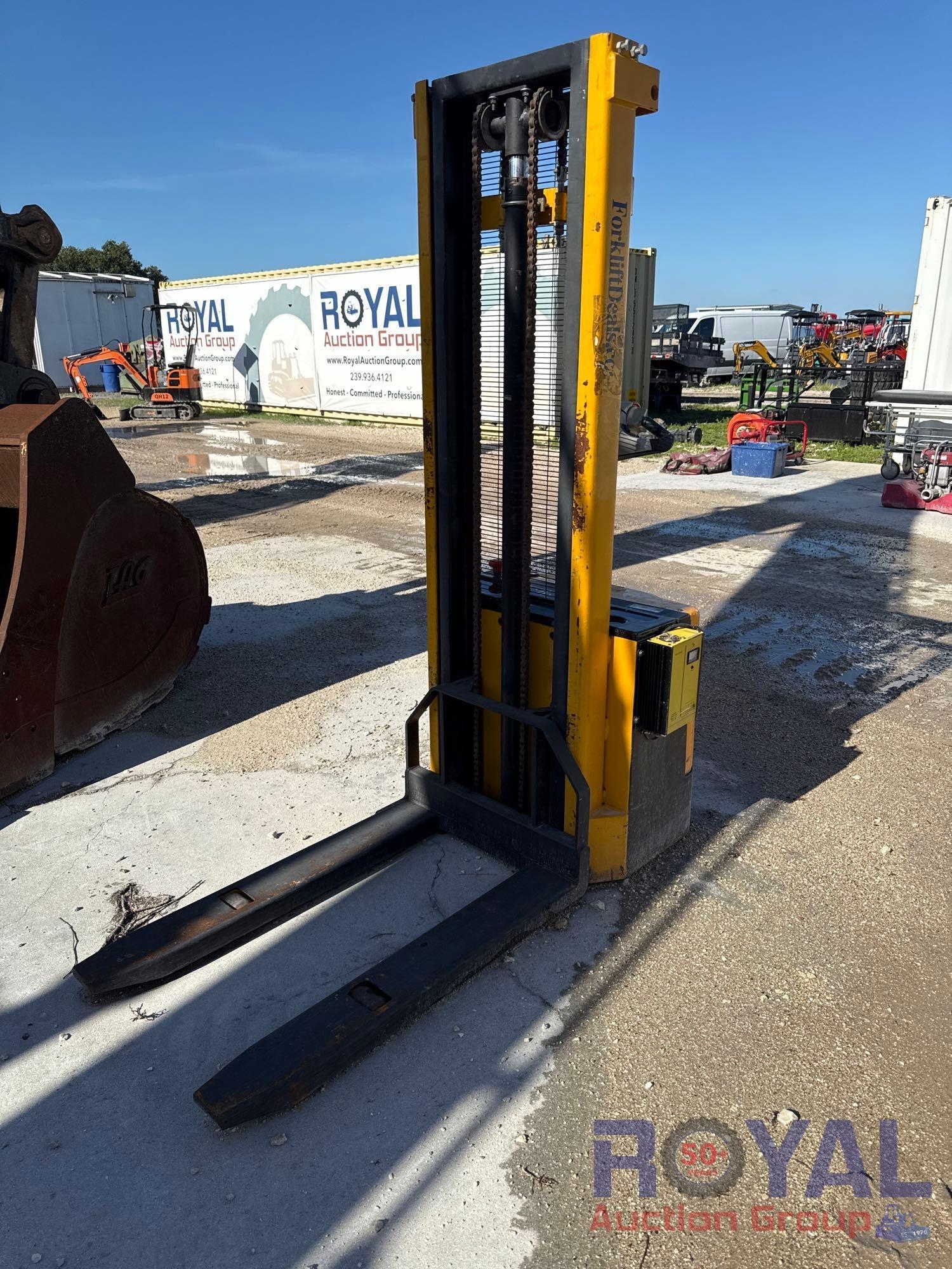 Veshai PWS-100 2,200lb Electric Pallet Jack (A50322)