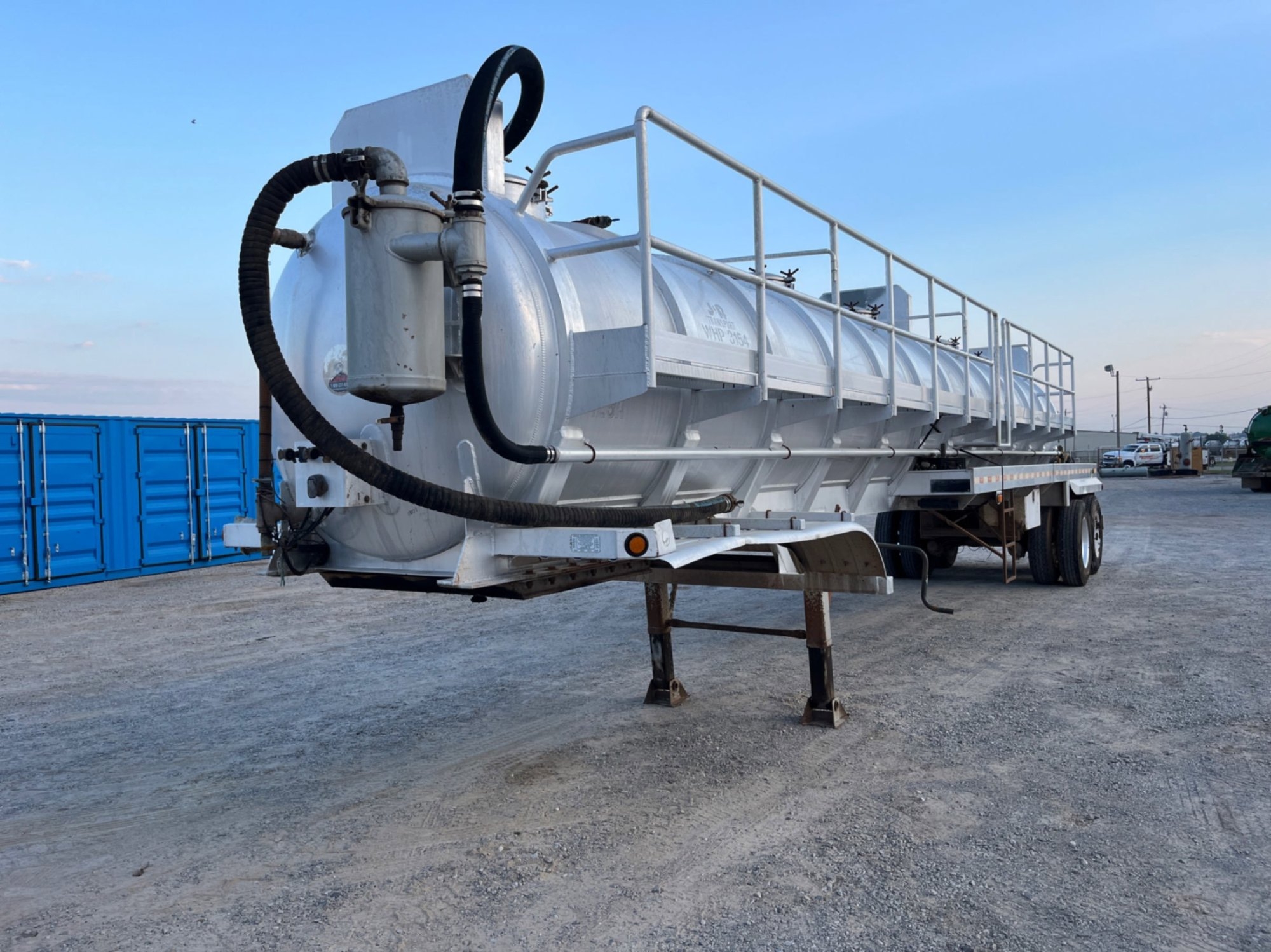 2018 DRAGON 150 BBL ALUMINUM VACUUM TRAILER (A53843)